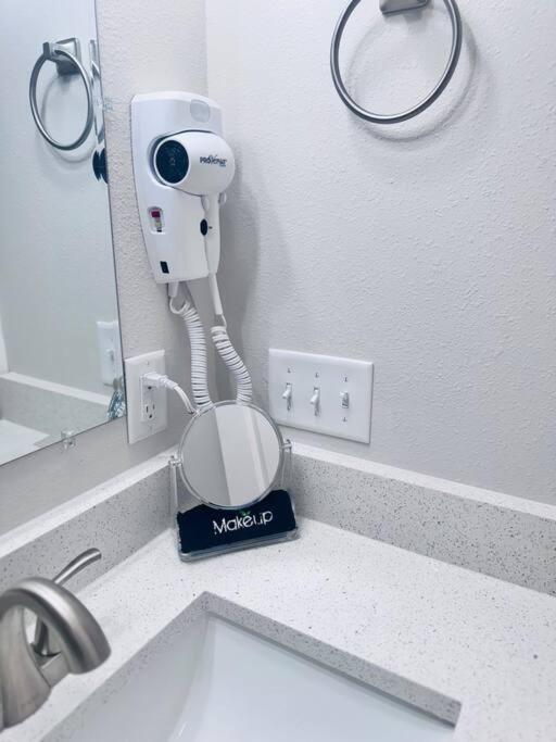 Downtown Square Apartment in Ocala DowntownGetaway