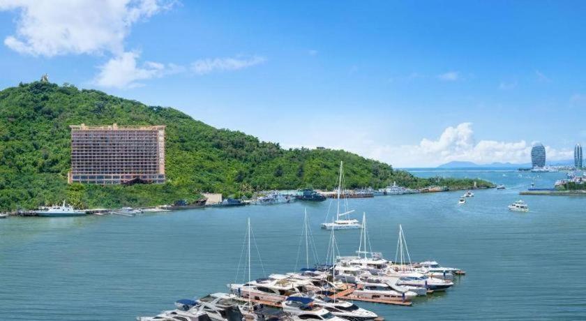 Grand Metro Park Bay Hotel