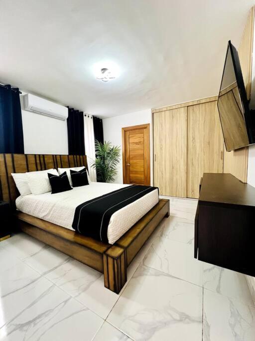 Cerca de Downtown Short and Long Stay view 4