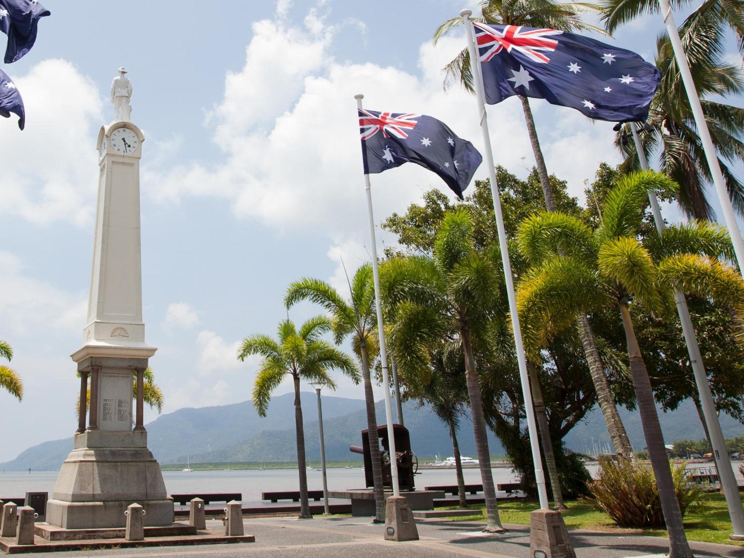 Oceanbreeze Apartment in Cairns North