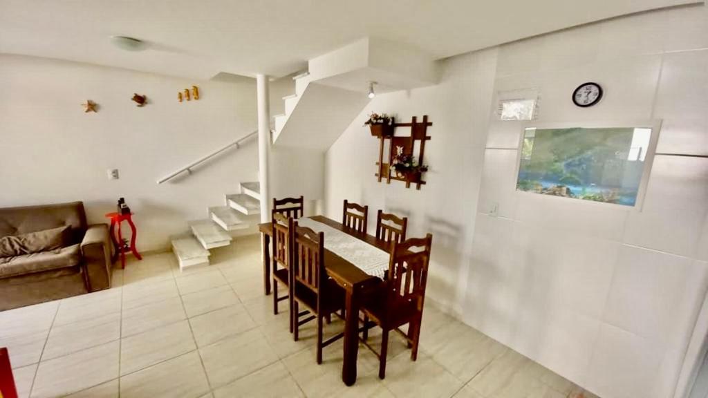 CASA DO ARTISTA - Praia Enseada