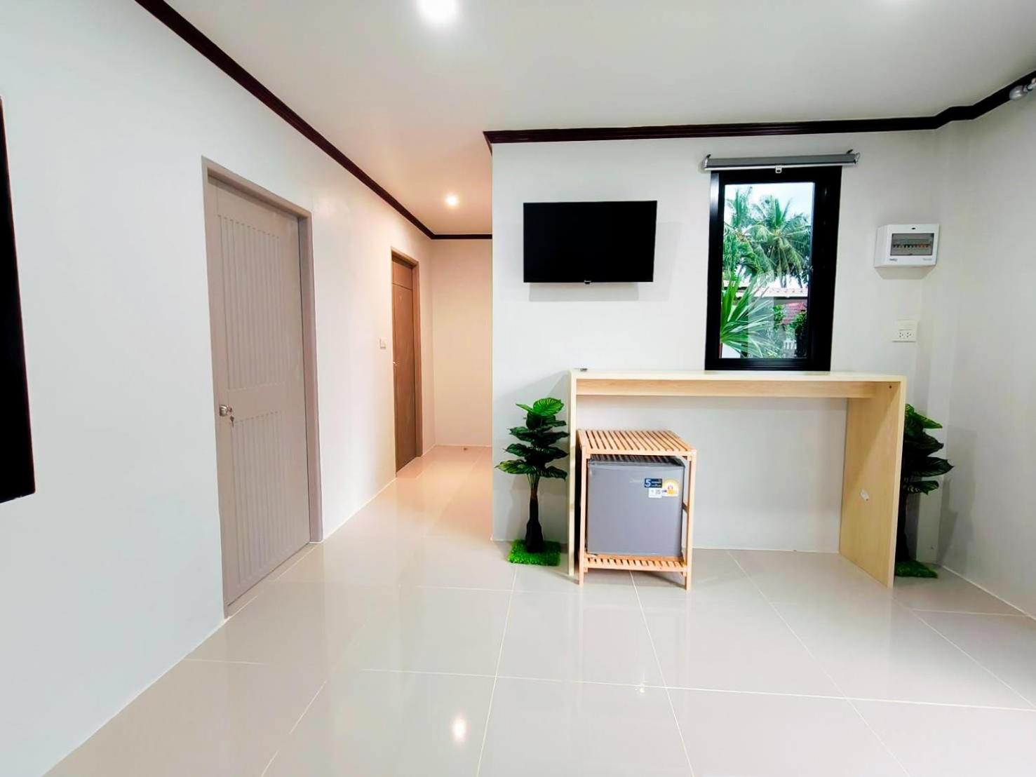 Phangan Lodge
