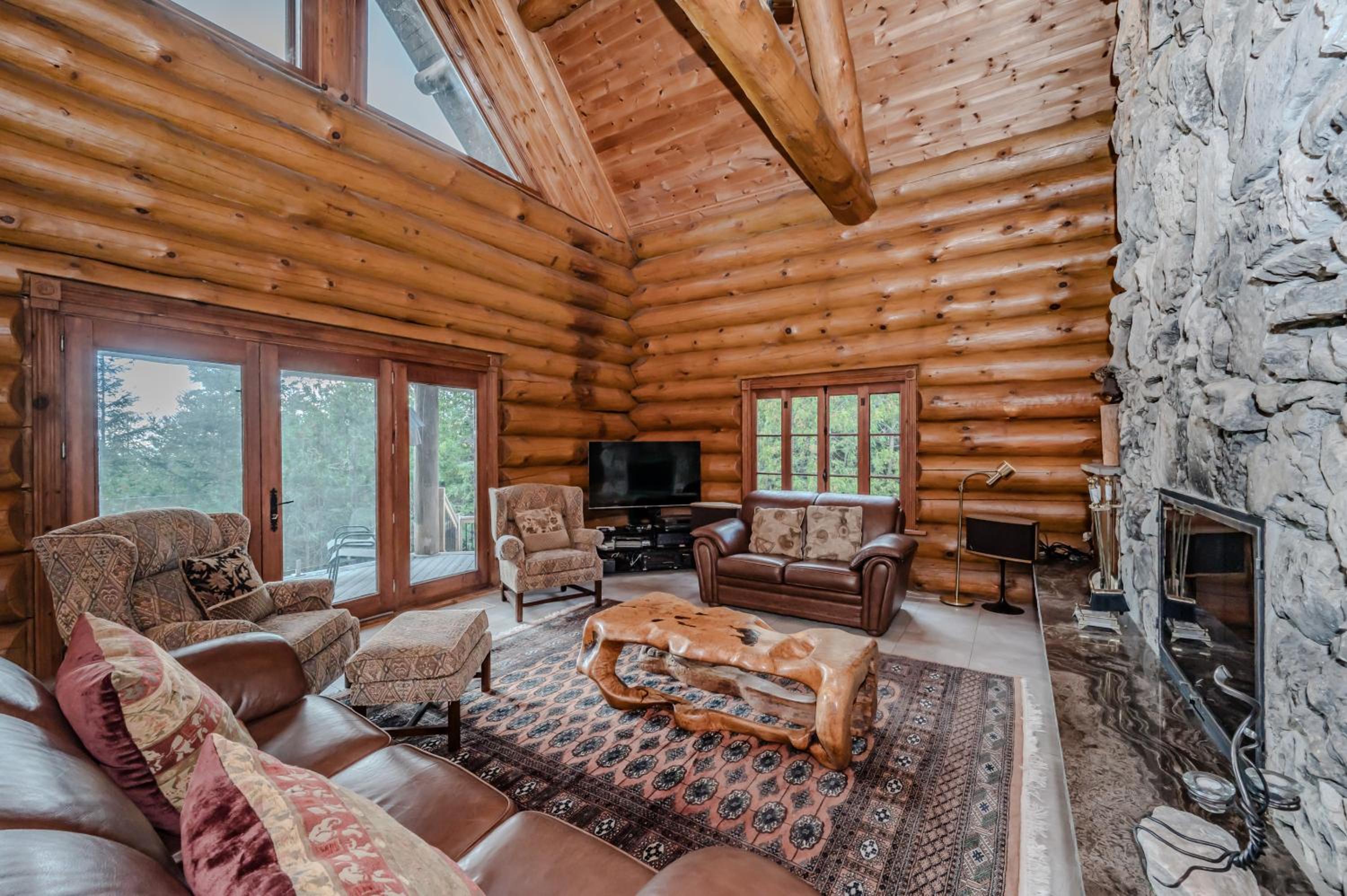 Rustic Waterfront Log Cabin