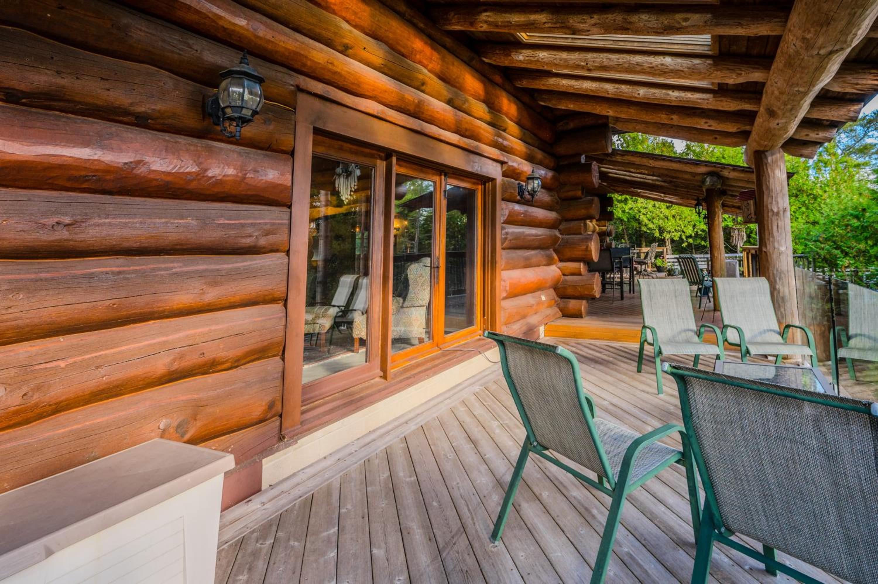 Rustic Waterfront Log Cabin