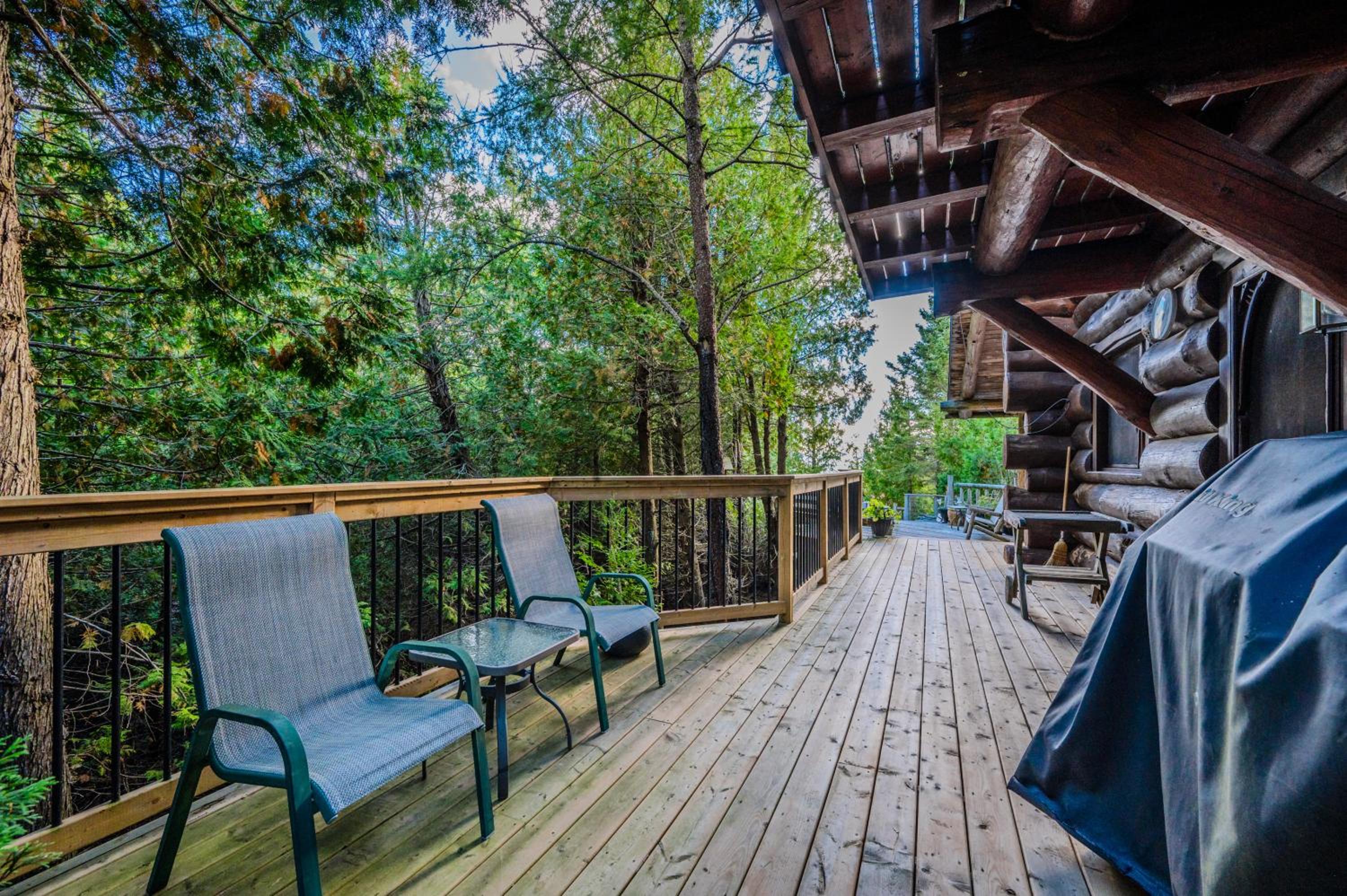 Rustic Waterfront Log Cabin