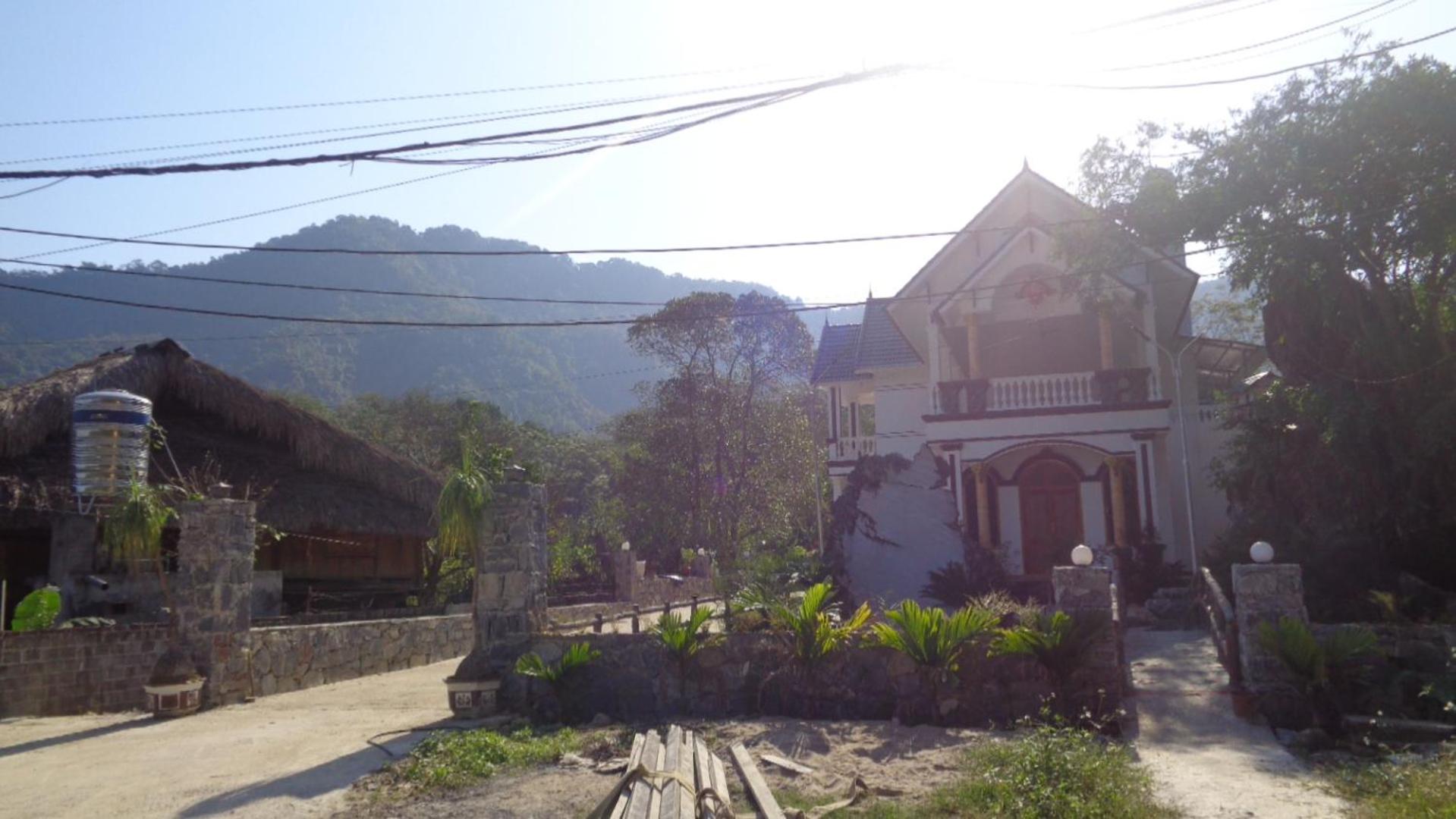 CH Homestays & Tour Motorbikes view 5