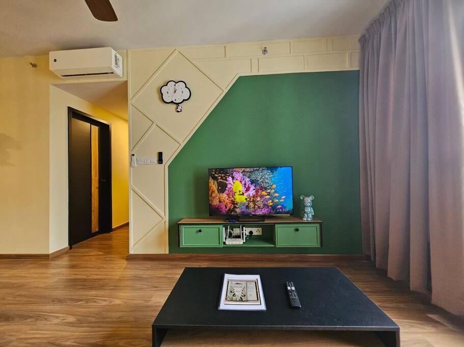 Gaia Residences Bandar Gamuda Gardens, Cozy Retreat with Mountain Views view 4