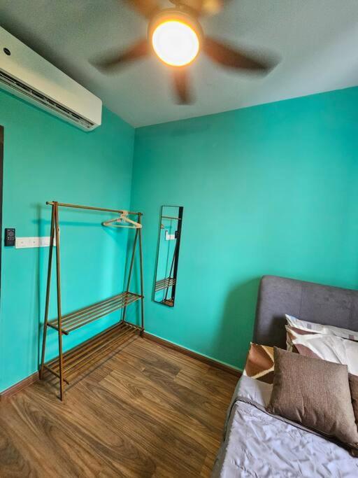 Gaia Residences Bandar Gamuda Gardens, Cozy Retreat with Mountain Views photo 2