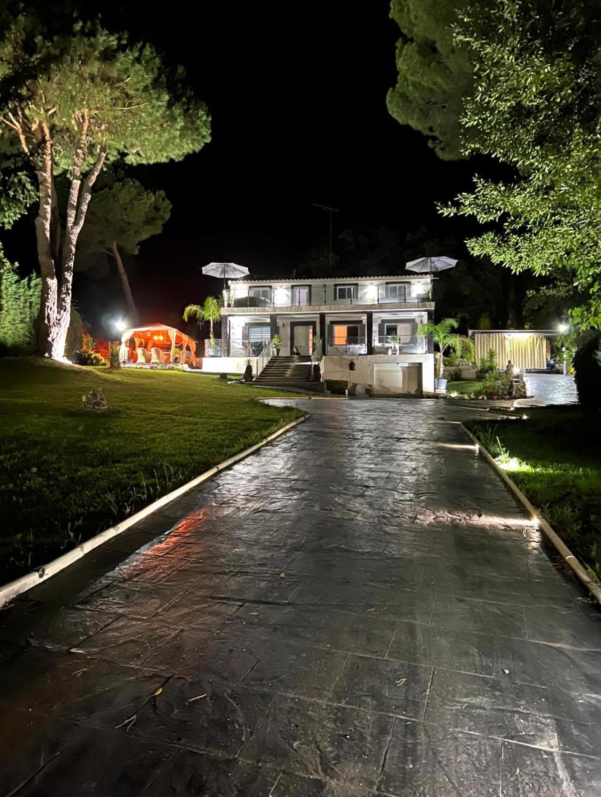 Chalet en pantano privado San Ramón