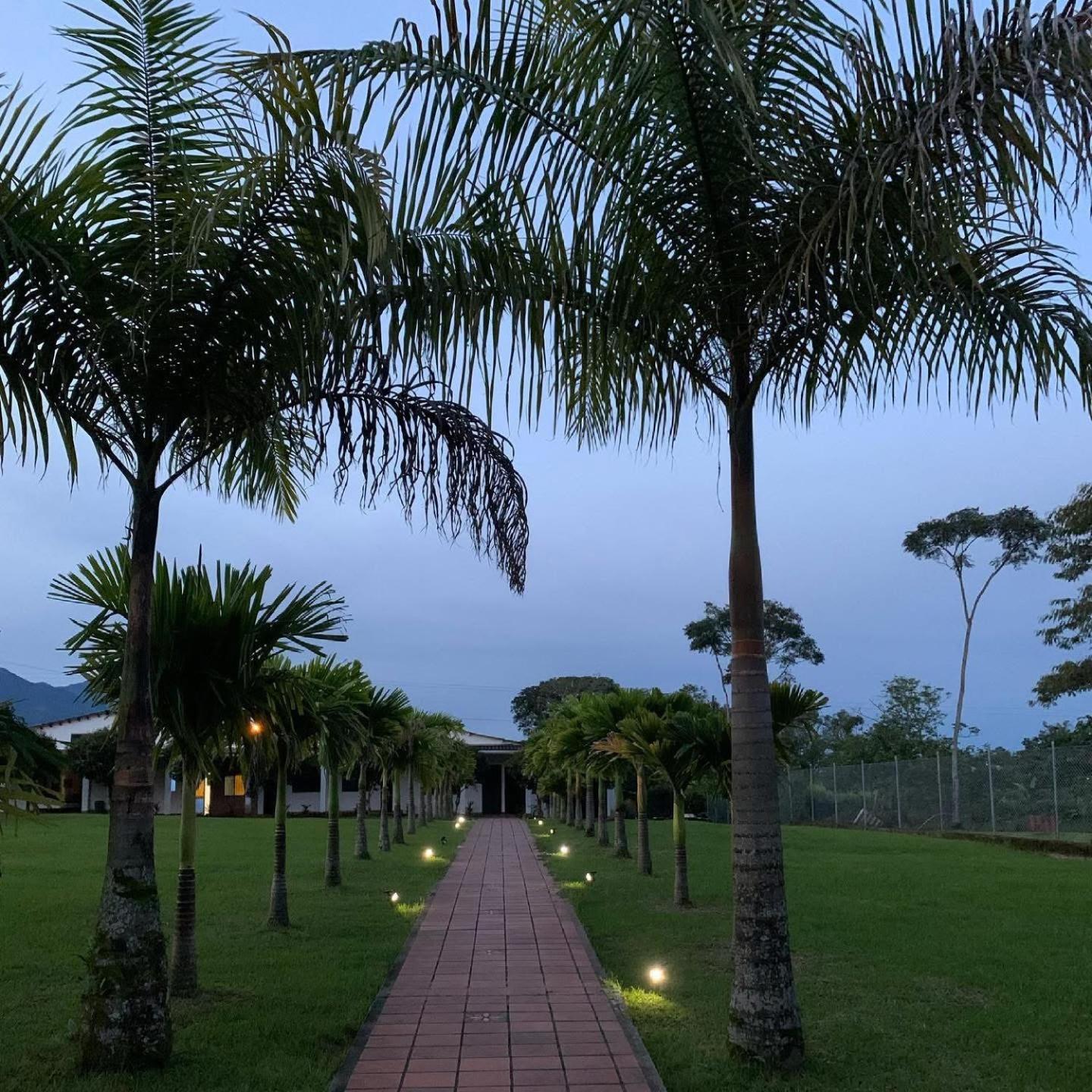 Espectacular Finca Campestre a 1,5km de Restrepo