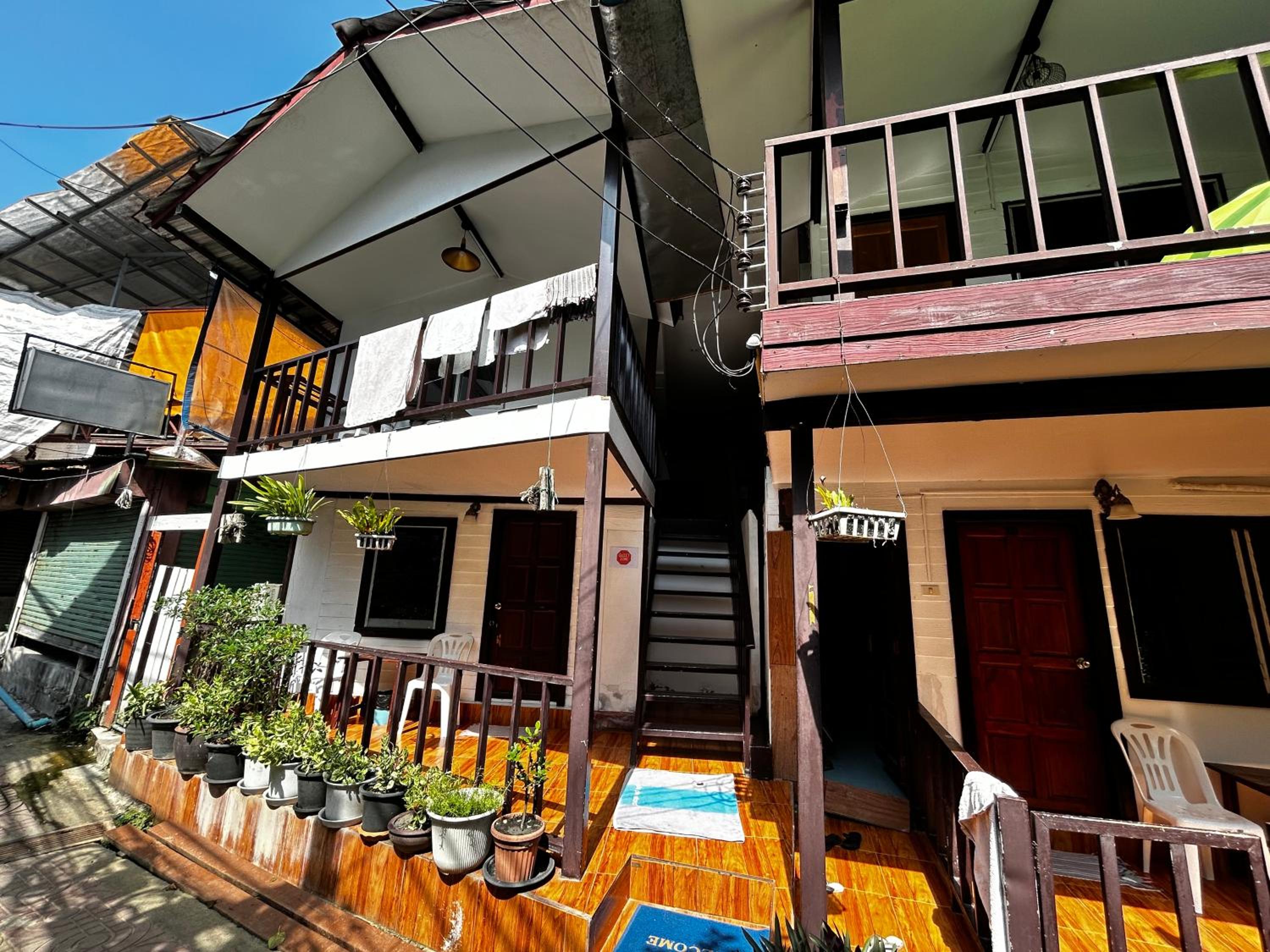 Coco's Guest House
