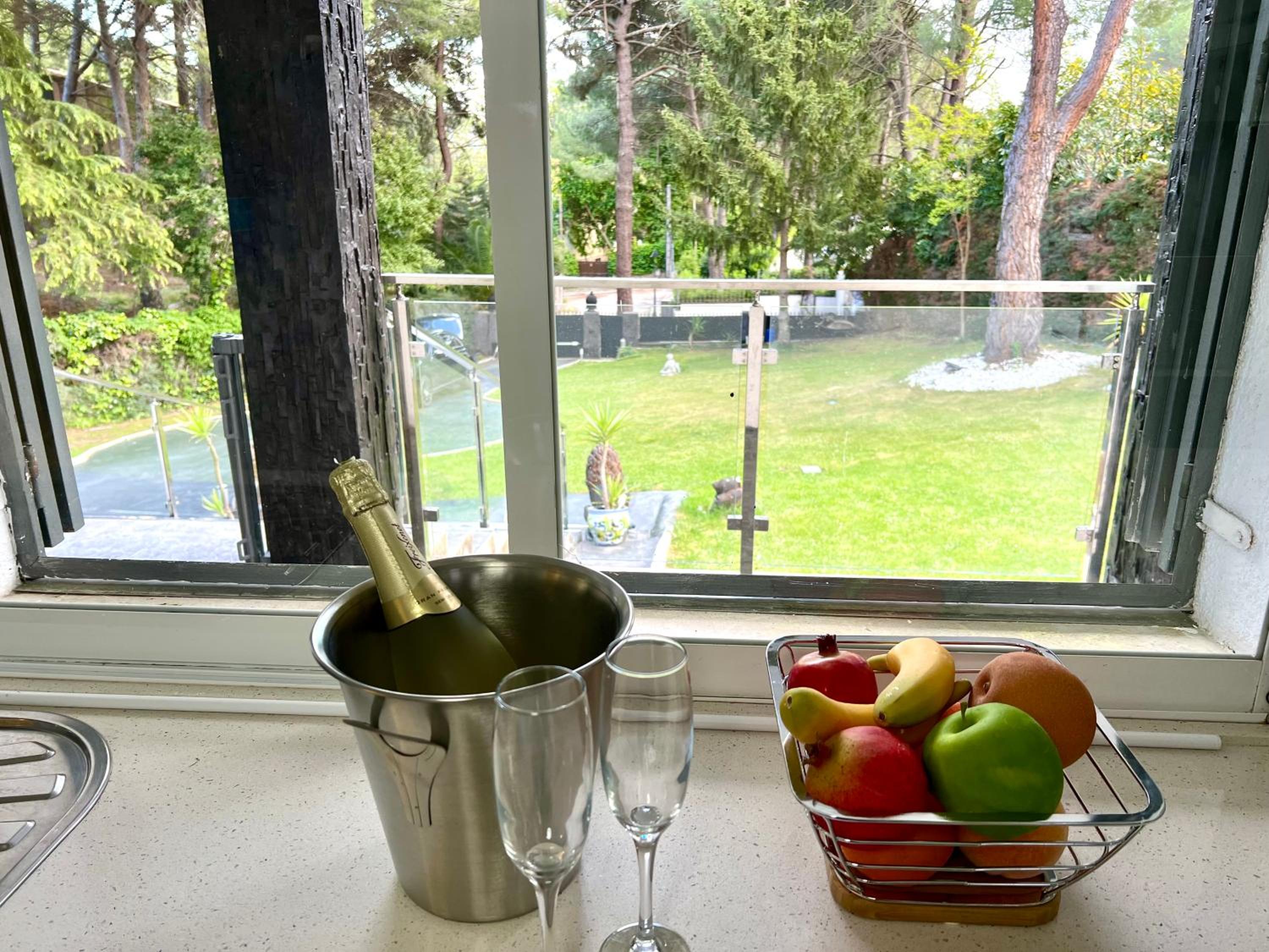 Chalet en pantano privado San Ramón