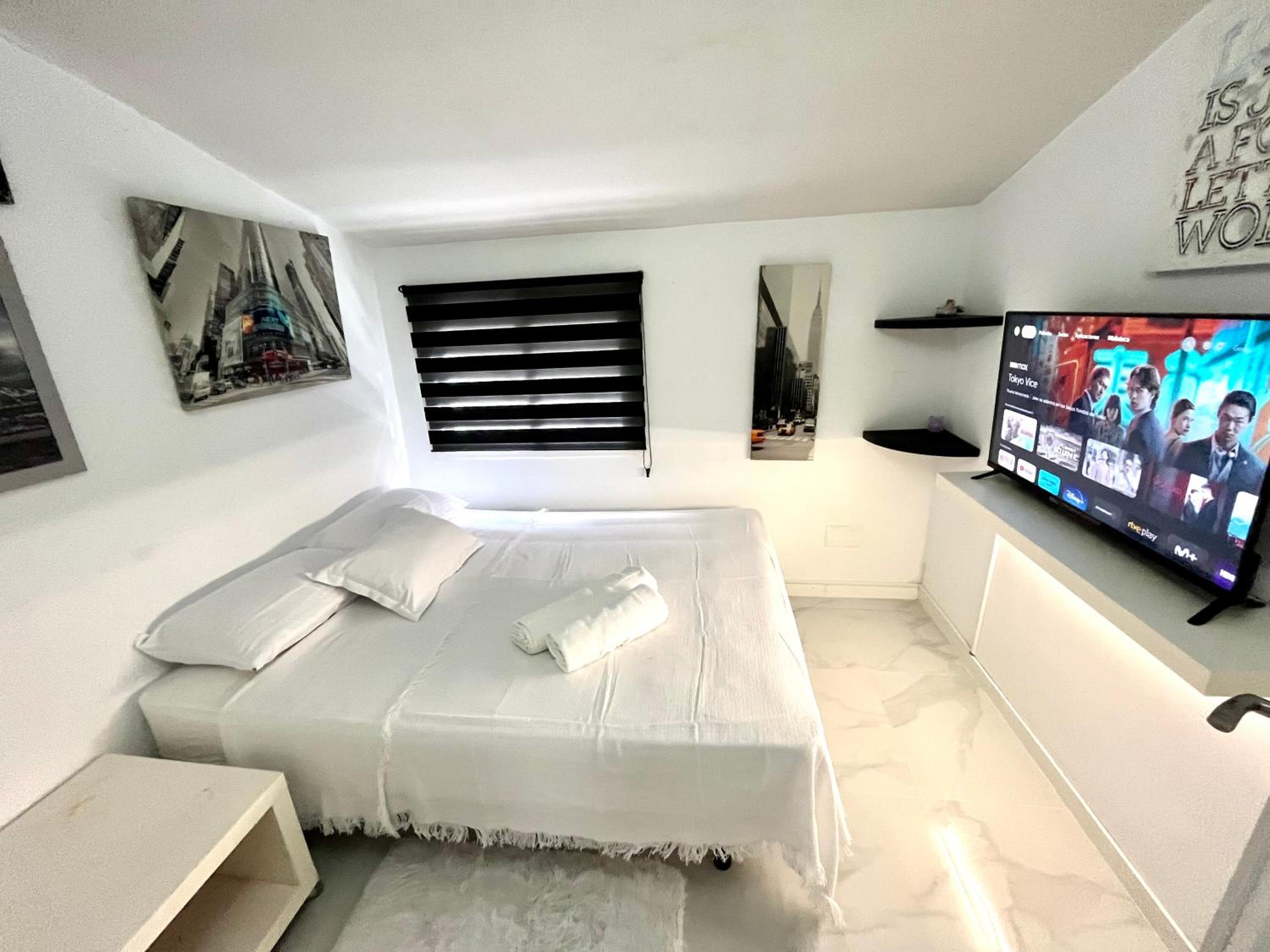 Chalet en pantano privado San Ramón