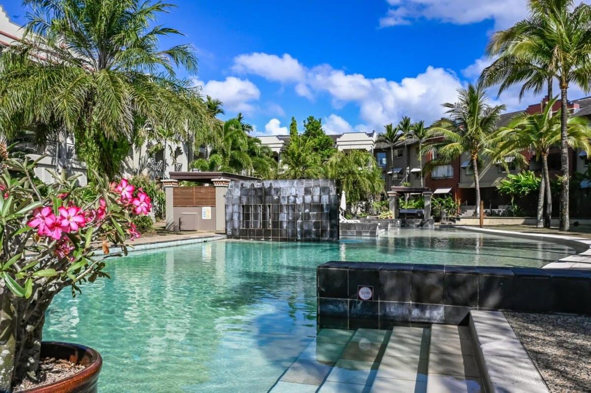 Coral Luxe Resort - 9 Pools Gym & BBQ