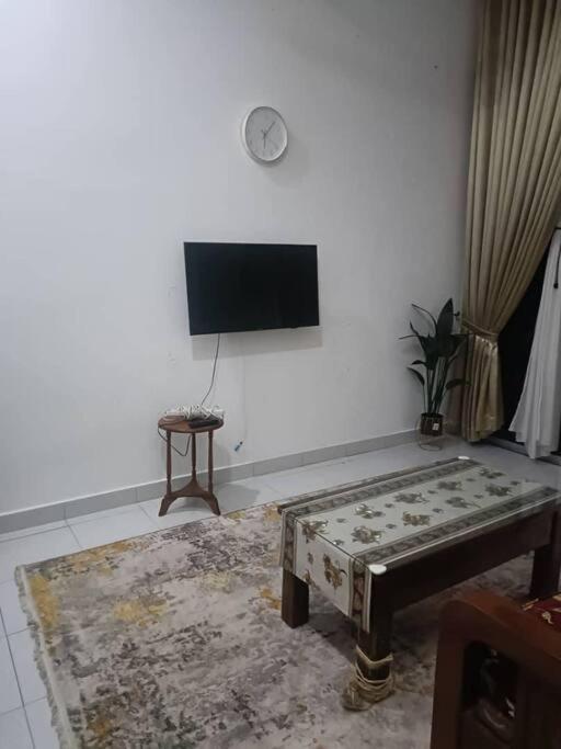 Indah Gemilang Homestay photo 6