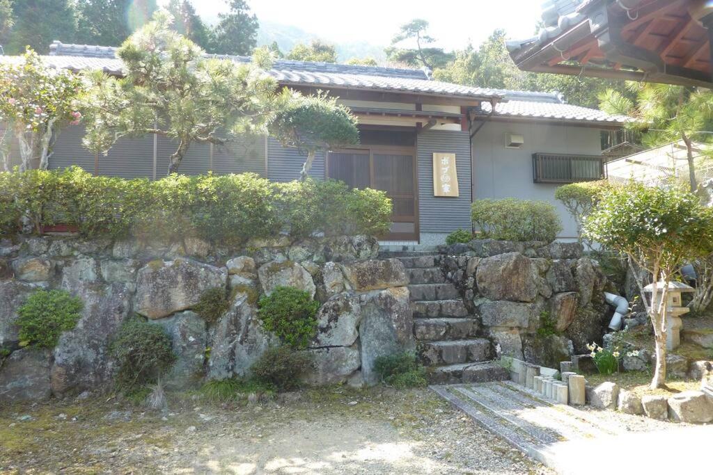 Bob's house view 4