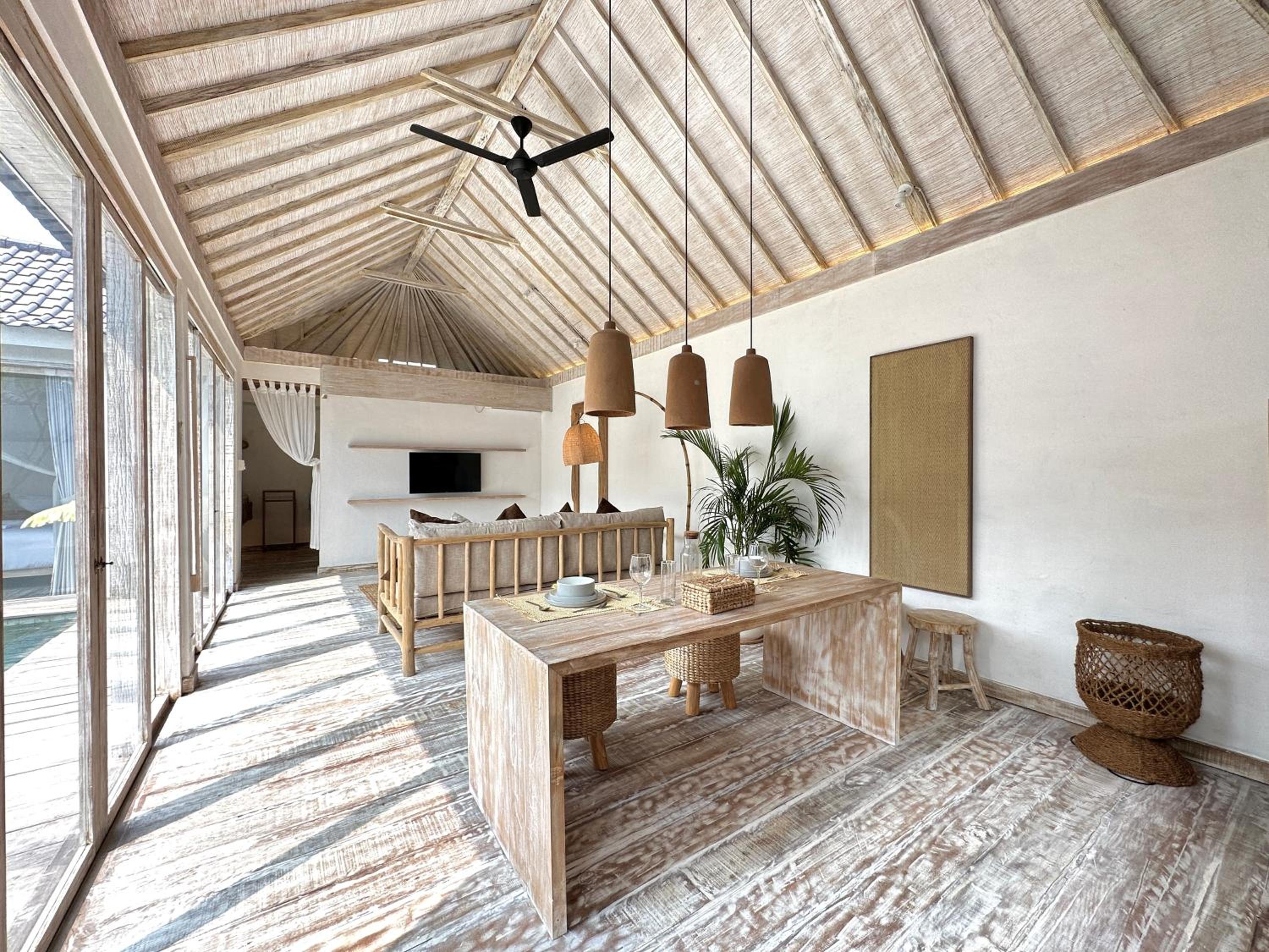 BoBos Villa Echo view 2
