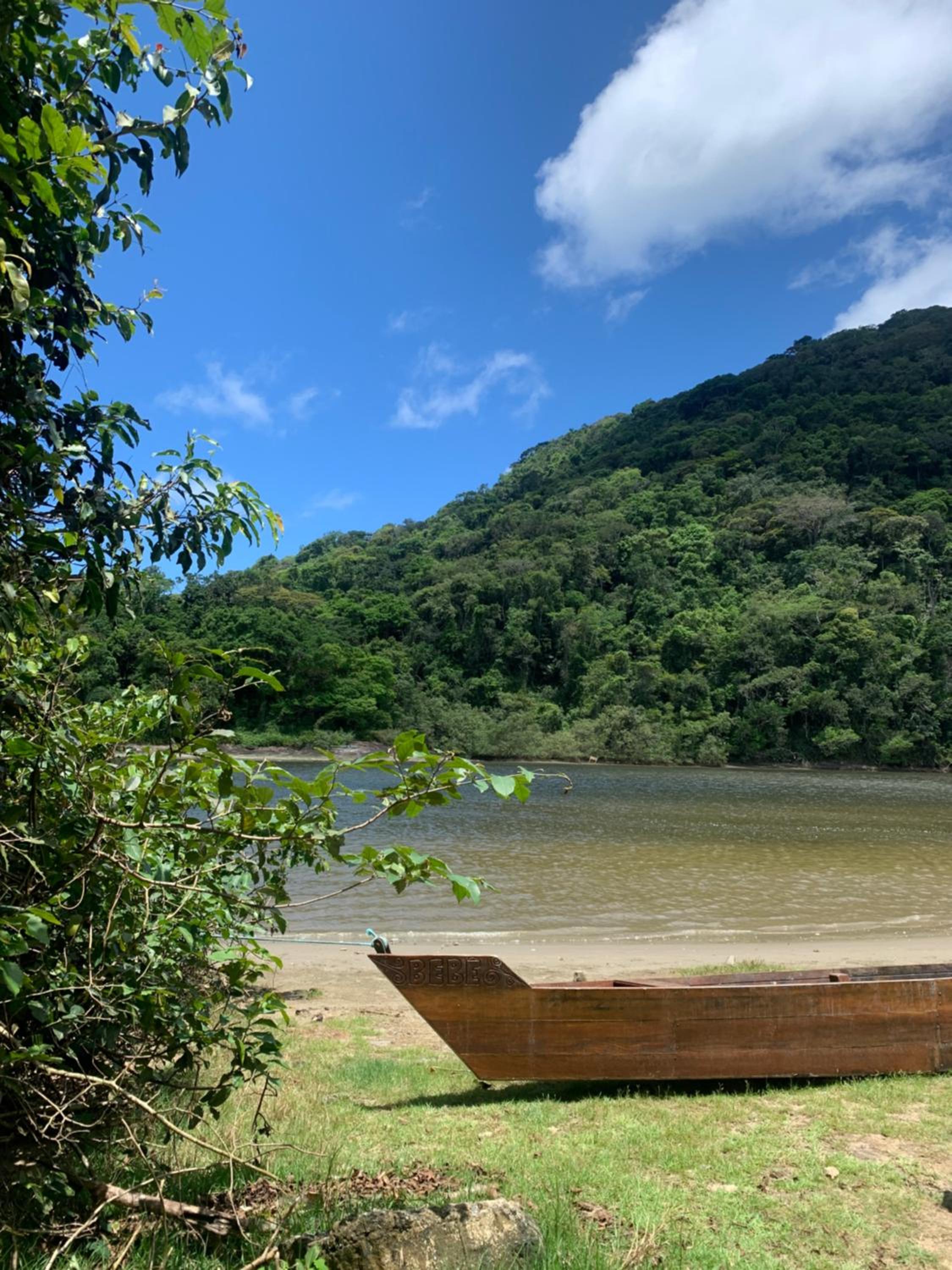Casa Incrível à beira do Rio Guaraú e Praia NATAL e RÉVEILLON