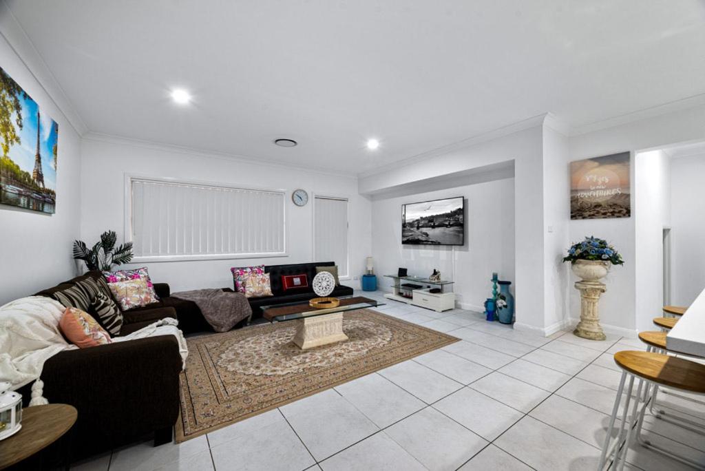 Edmondson Villas Sydney