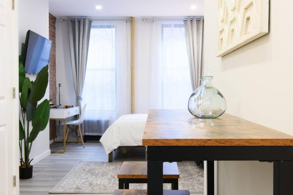 240-9 Luxury Prime Location STUDIO W&D
