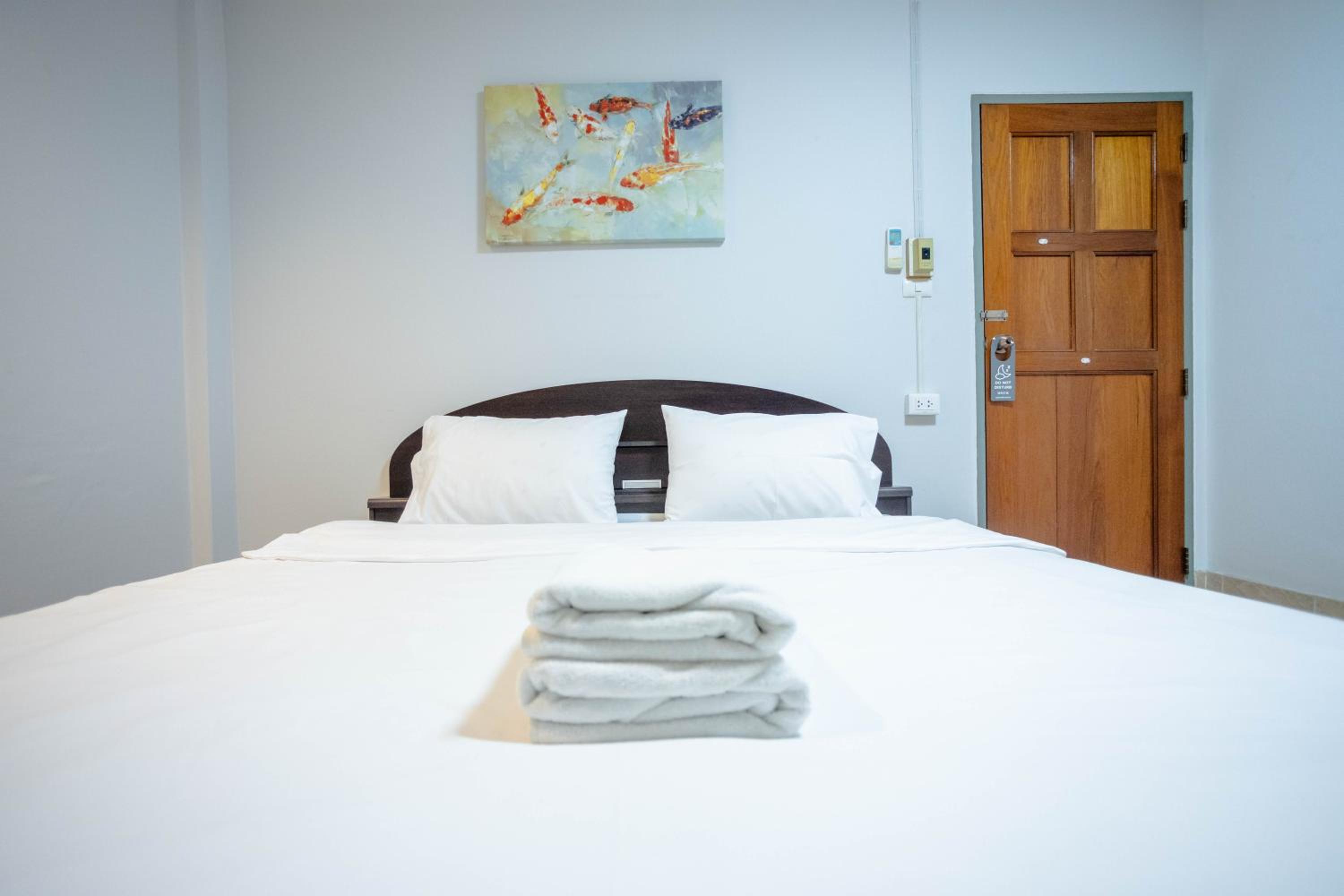 Mitr Inn HuaHin Beach หาดหัวหิน