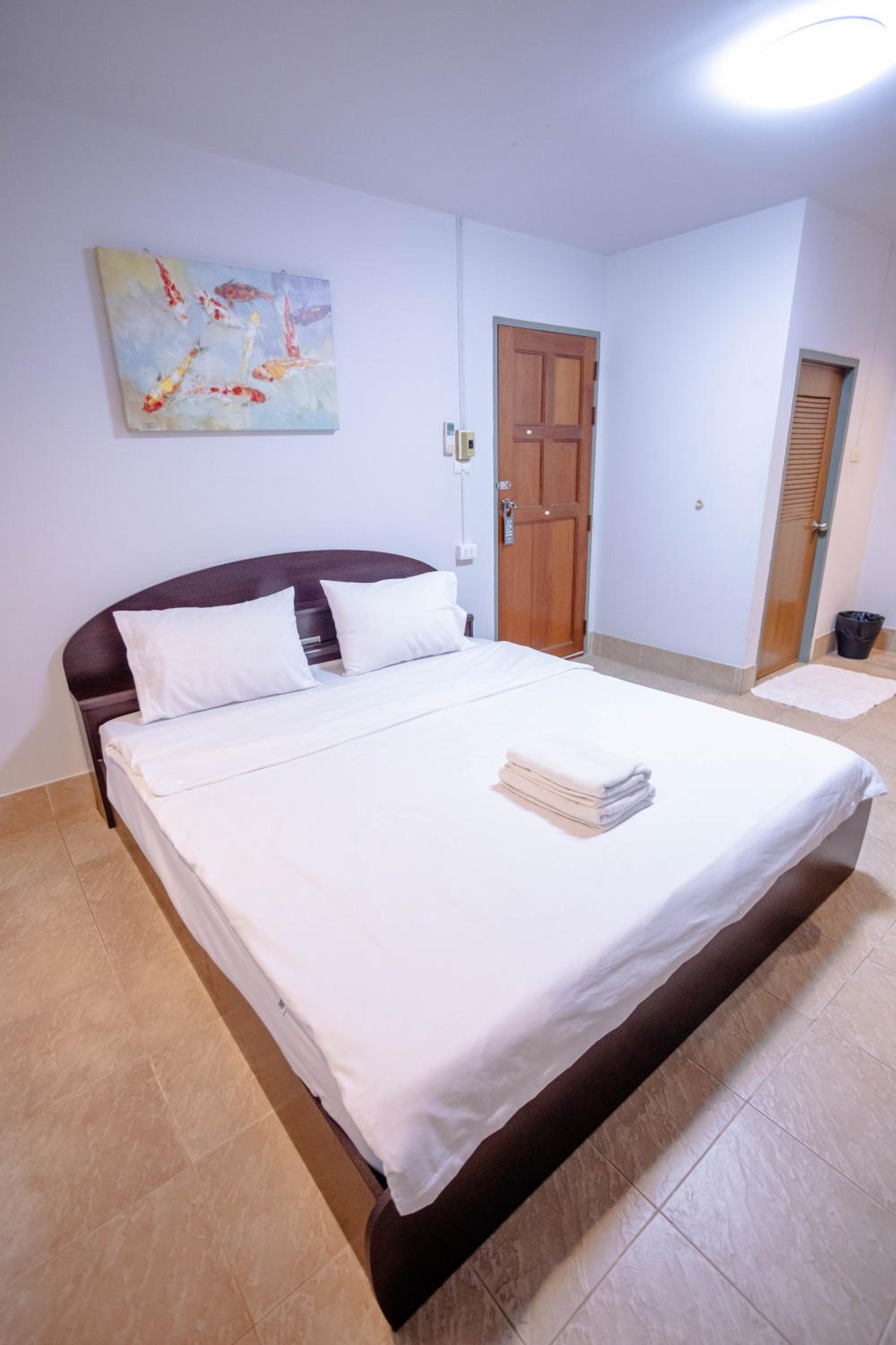 Mitr Inn HuaHin Beach หาดหัวหิน