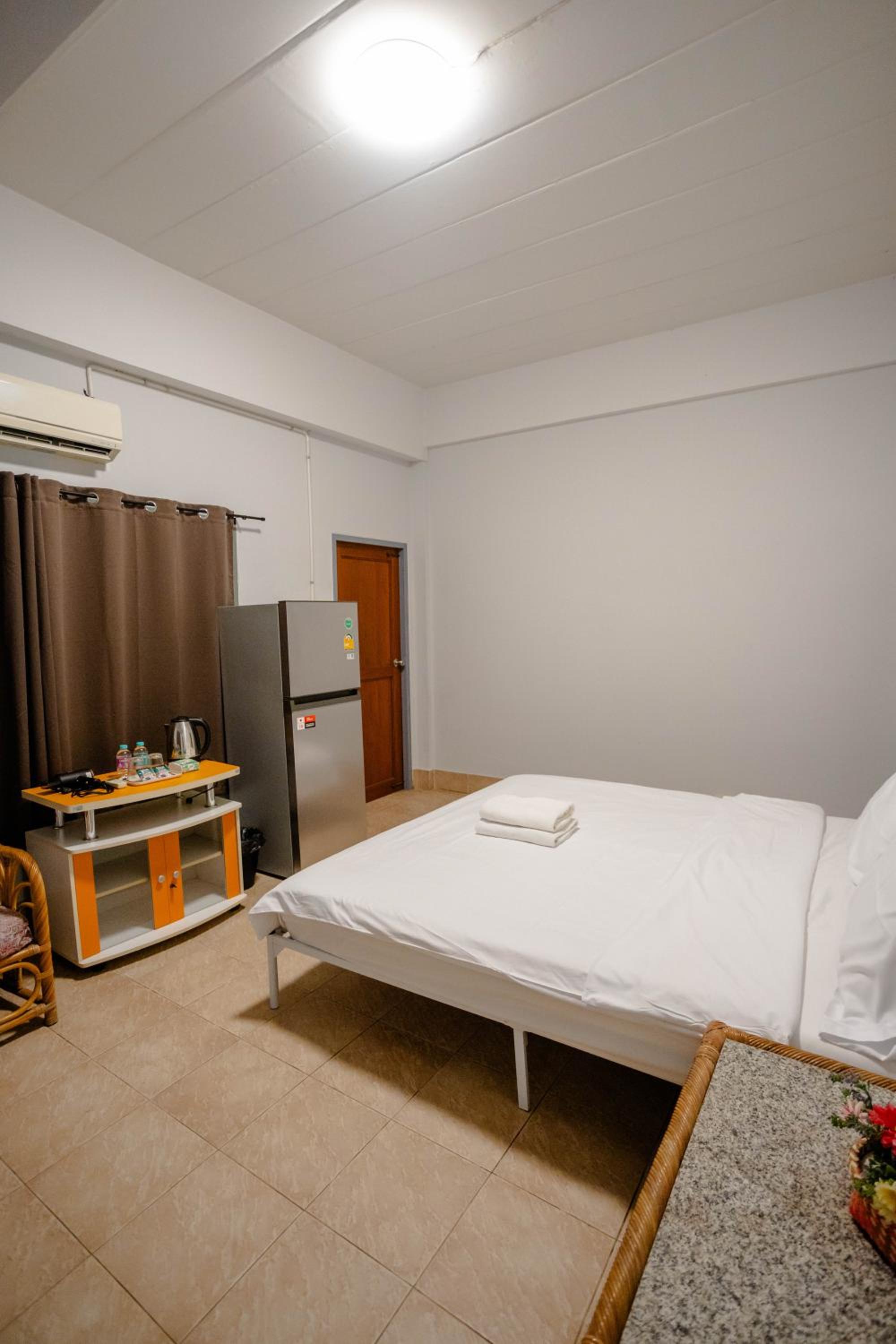 Mitr Inn HuaHin Beach หาดหัวหิน