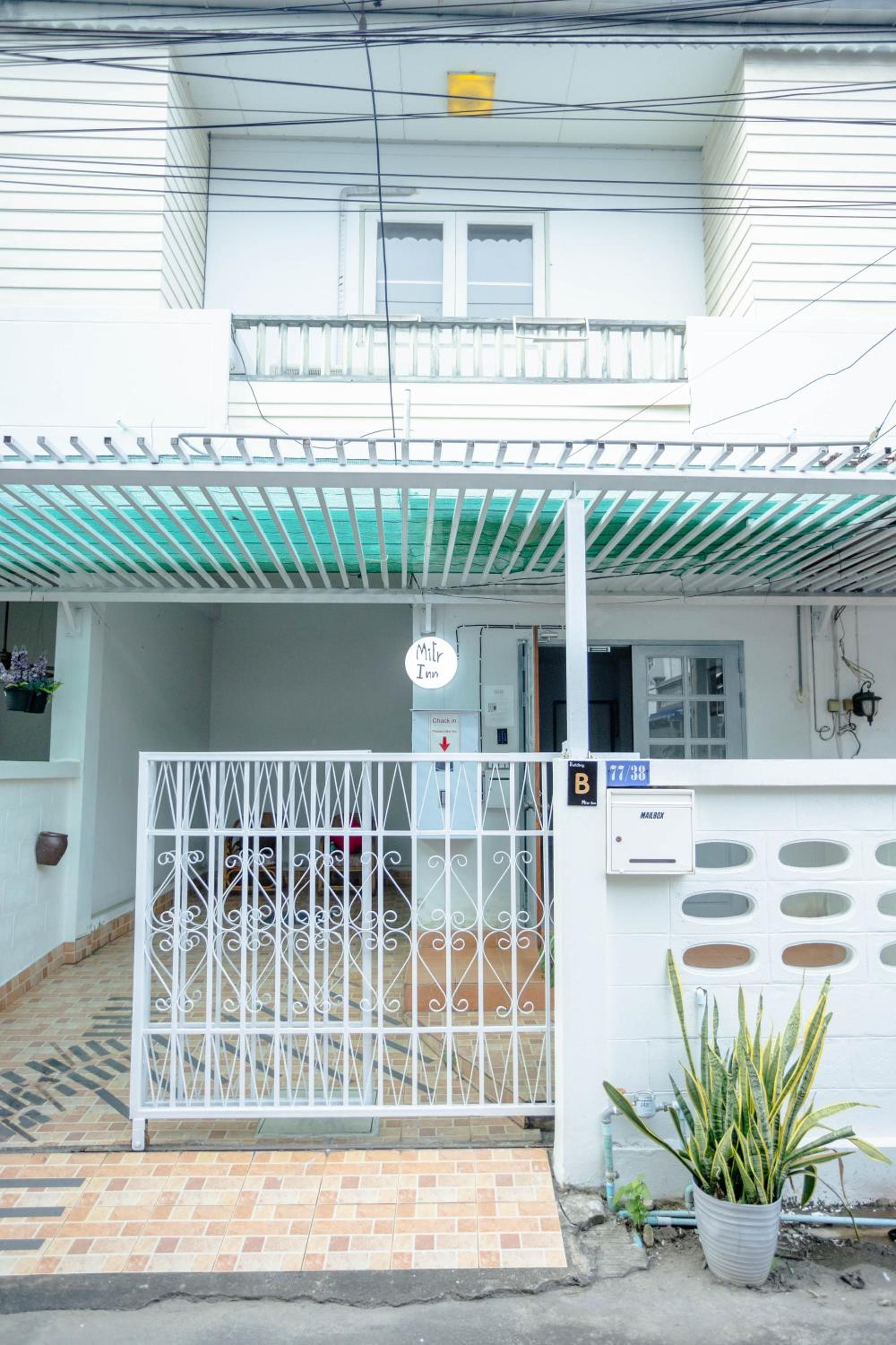 Mitr Inn HuaHin Beach หาดหัวหิน
