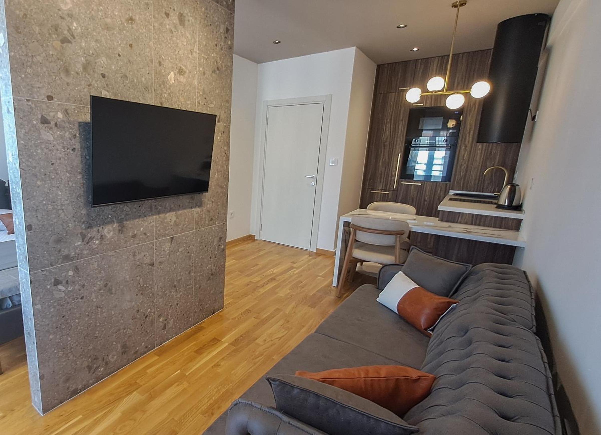 Design Apartment with Panoramic Views view 3