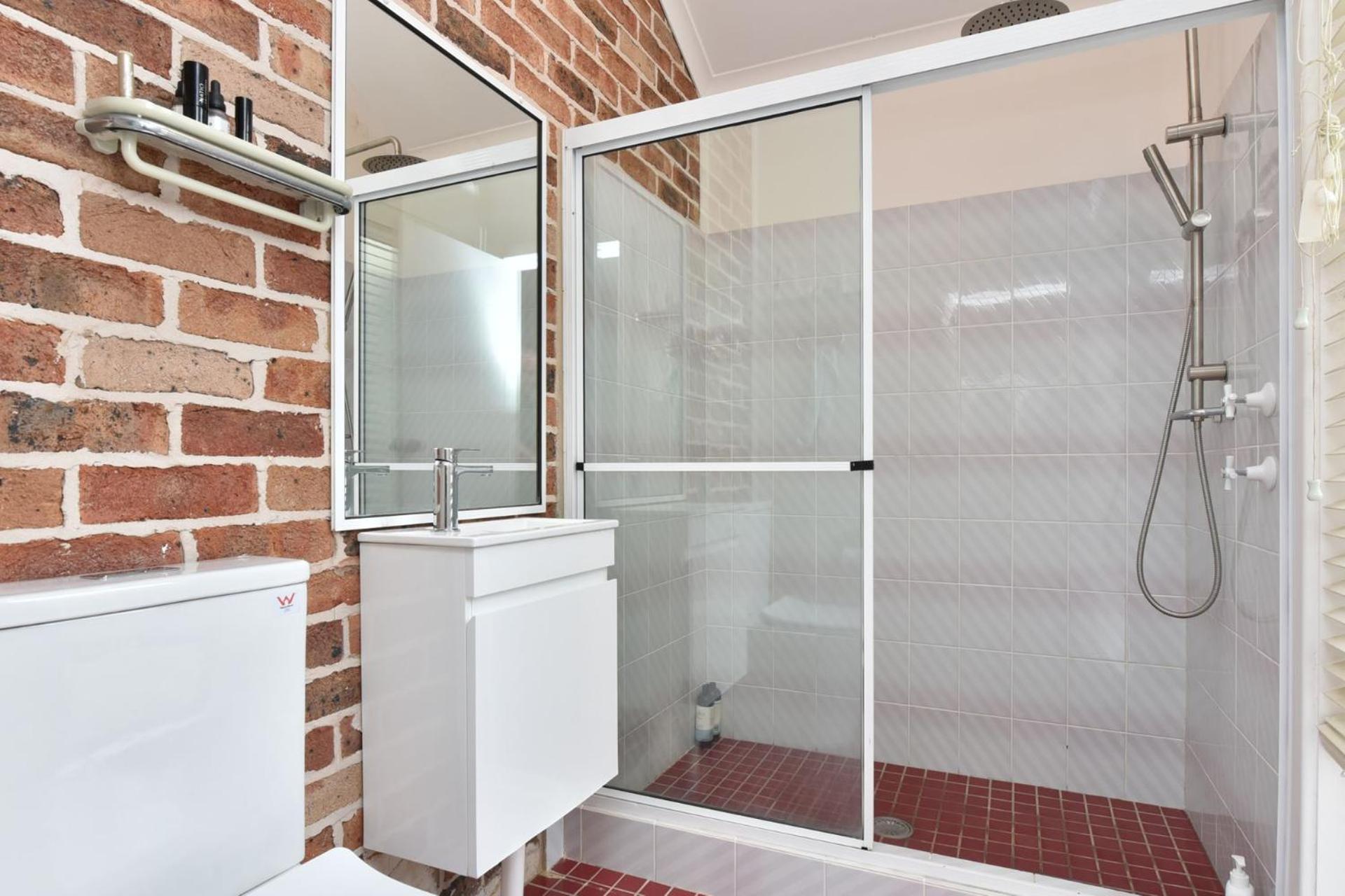 Bagnalls Pet Friendly Townhouse