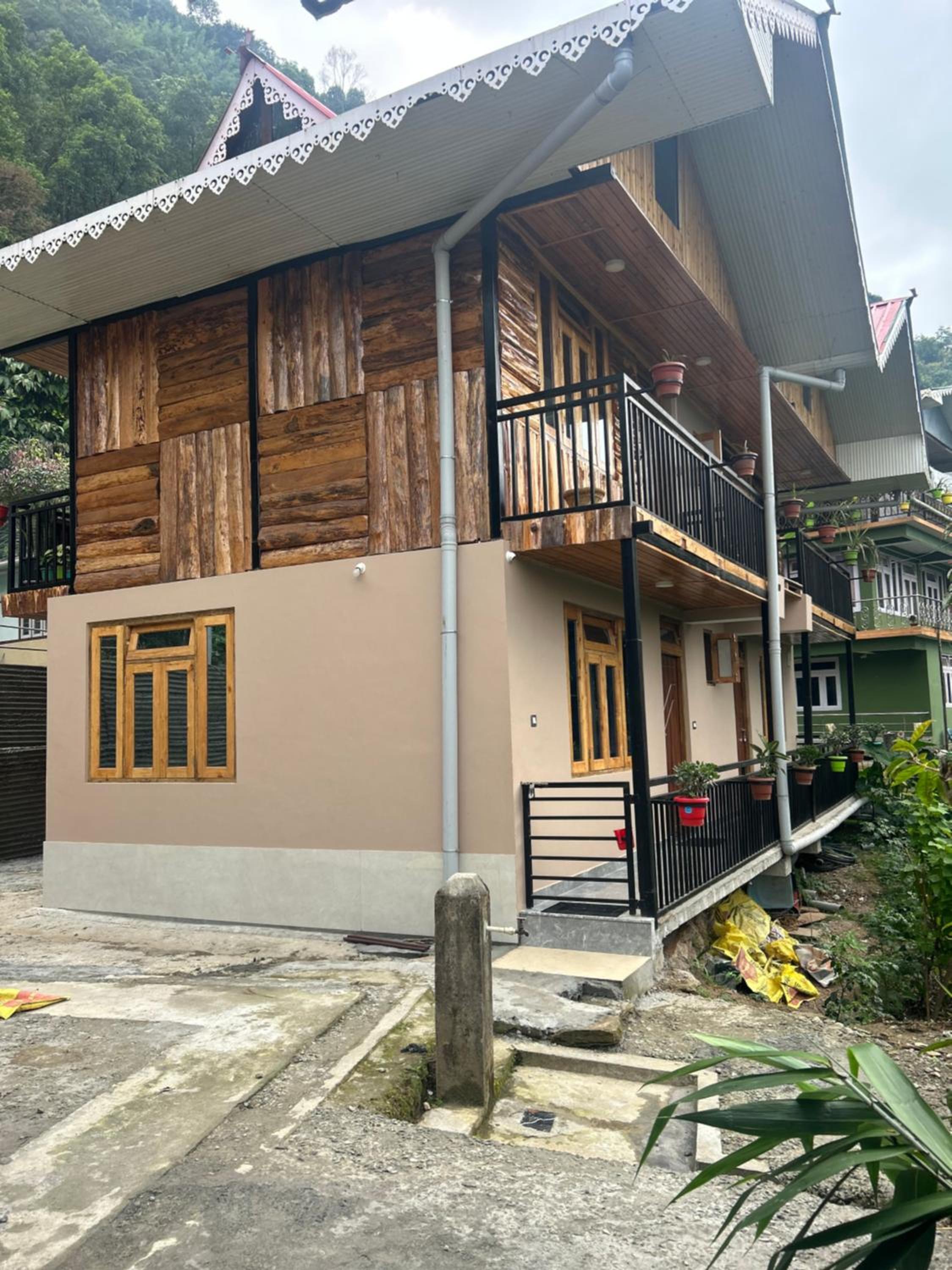 Positron homestay