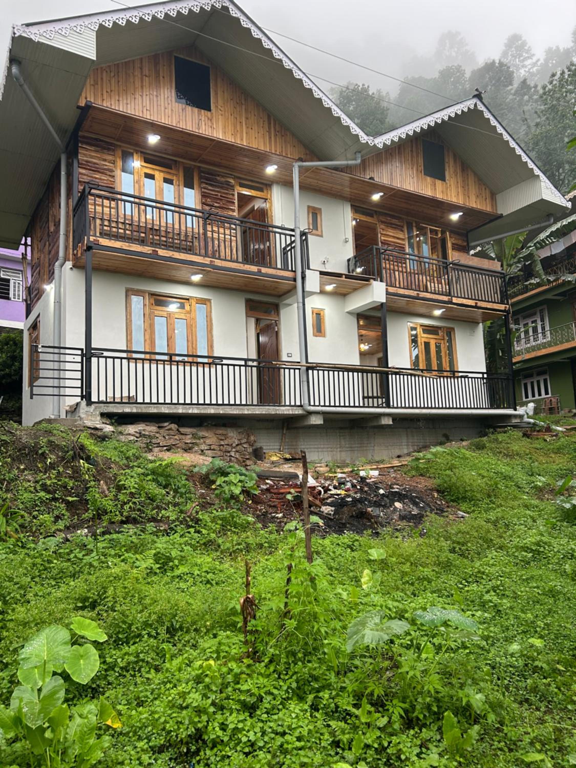 Positron homestay