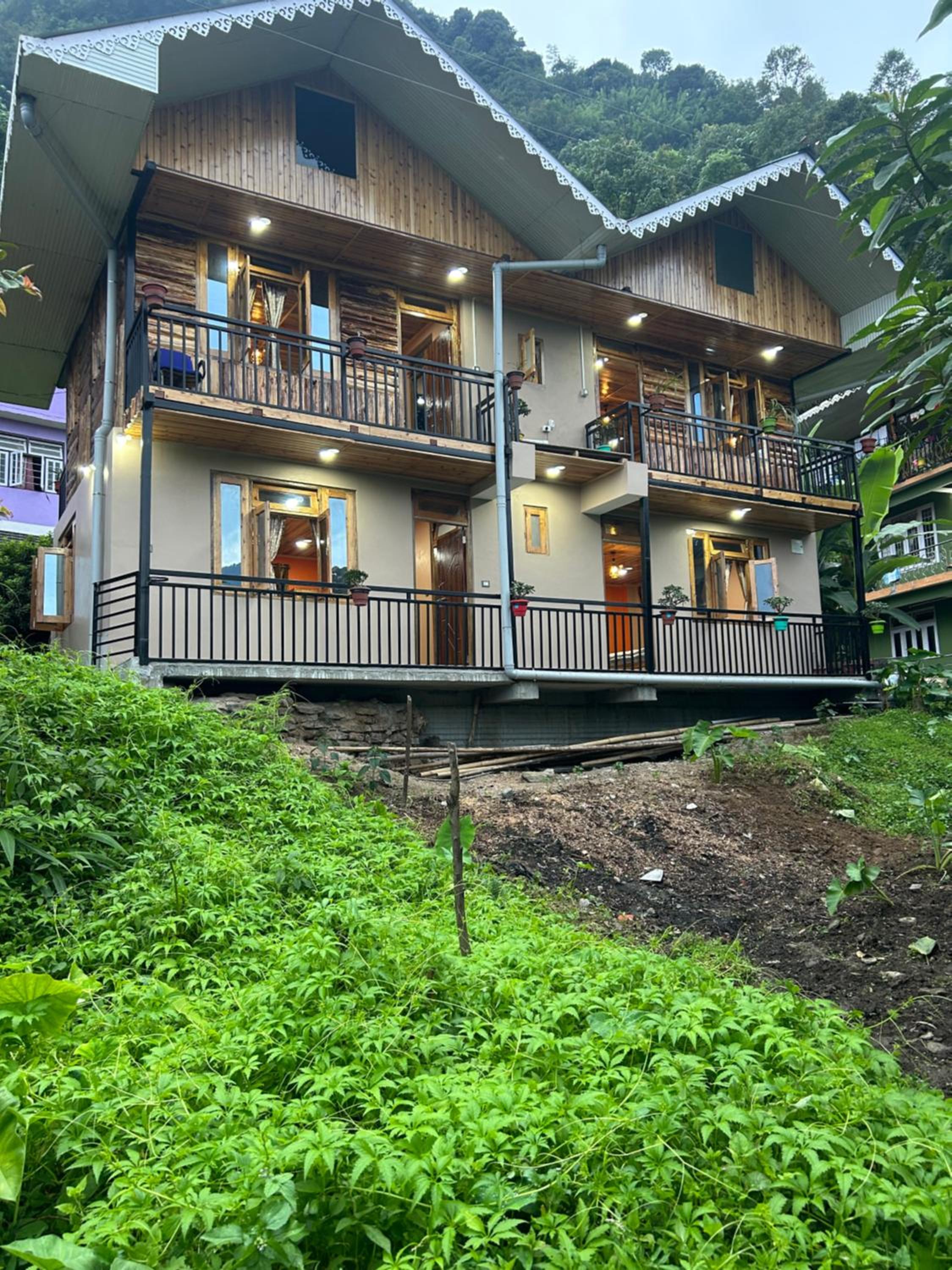 Positron homestay