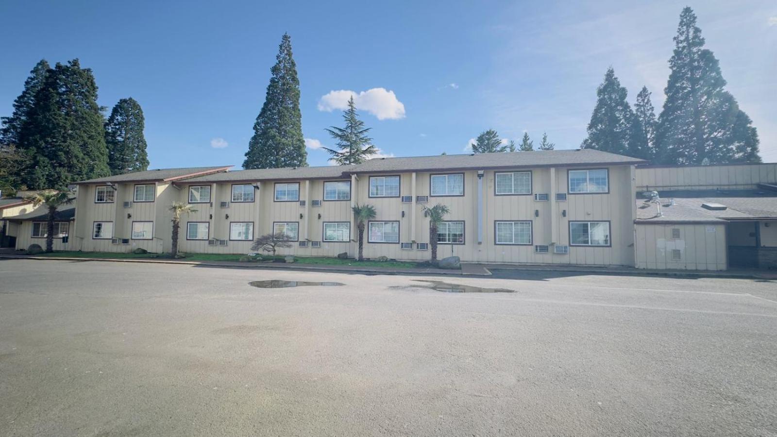 Evergreen Inn & Suites Portland 5