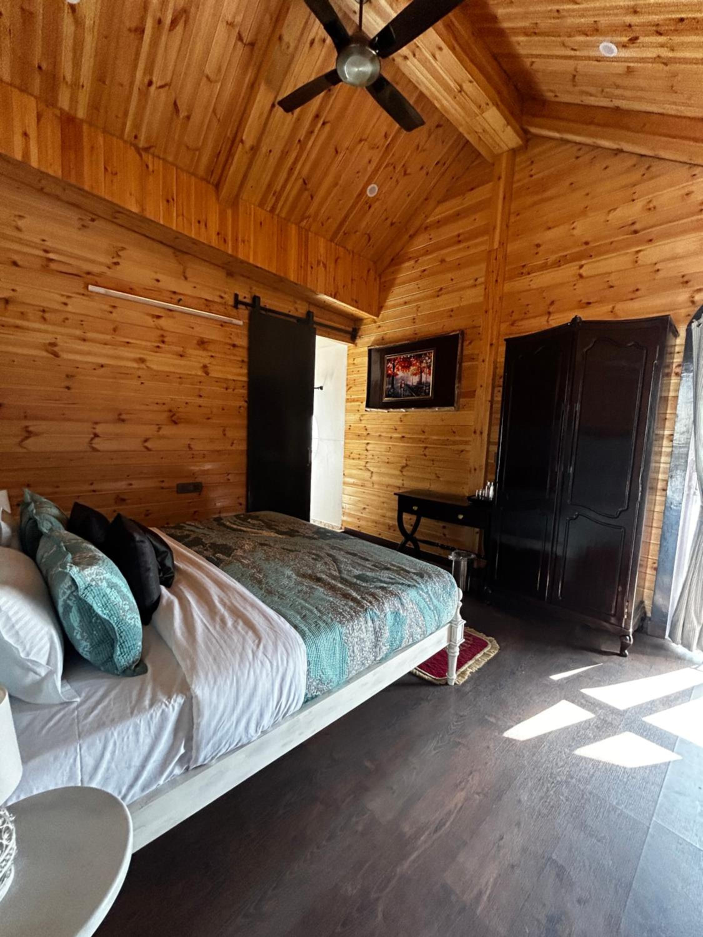 Offgrid Villas