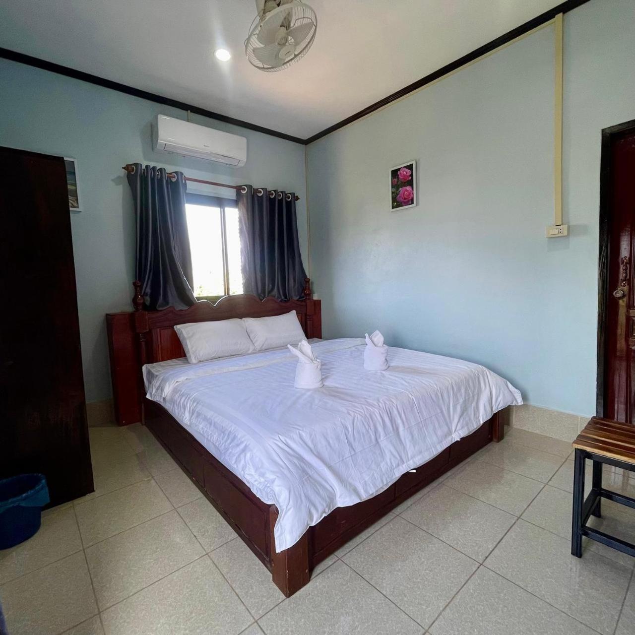 Smile Guesthouse VangVieng