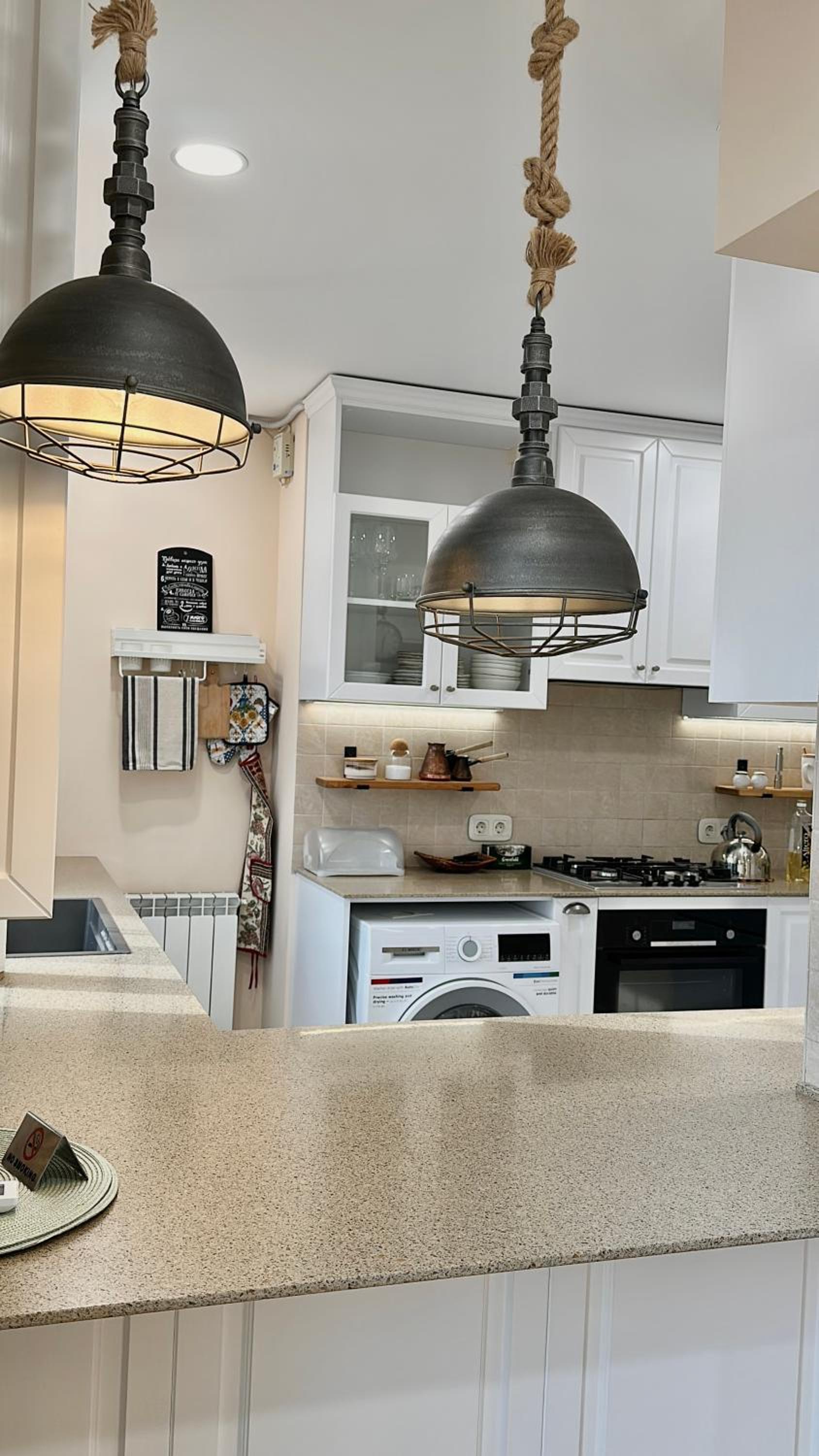 RARE FIND! UNBEATABLE LOCATION! FIVE STARs, SPARKLING APARTMENT IN THE HEART OF YEREVAN!