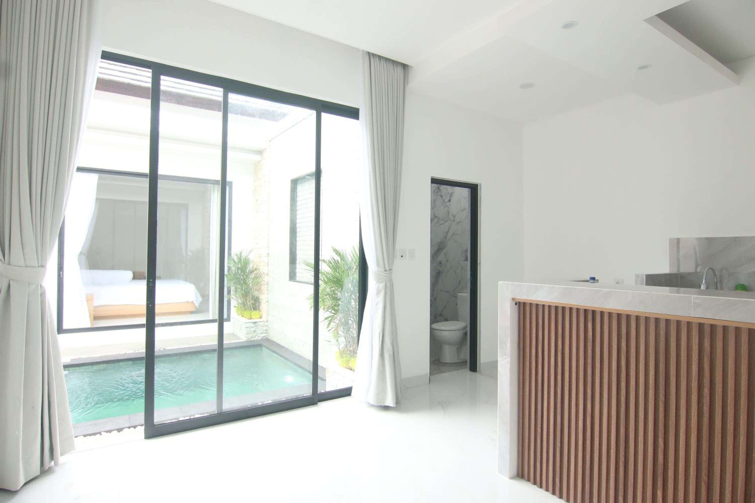 NadyaJayaLuxury Villa