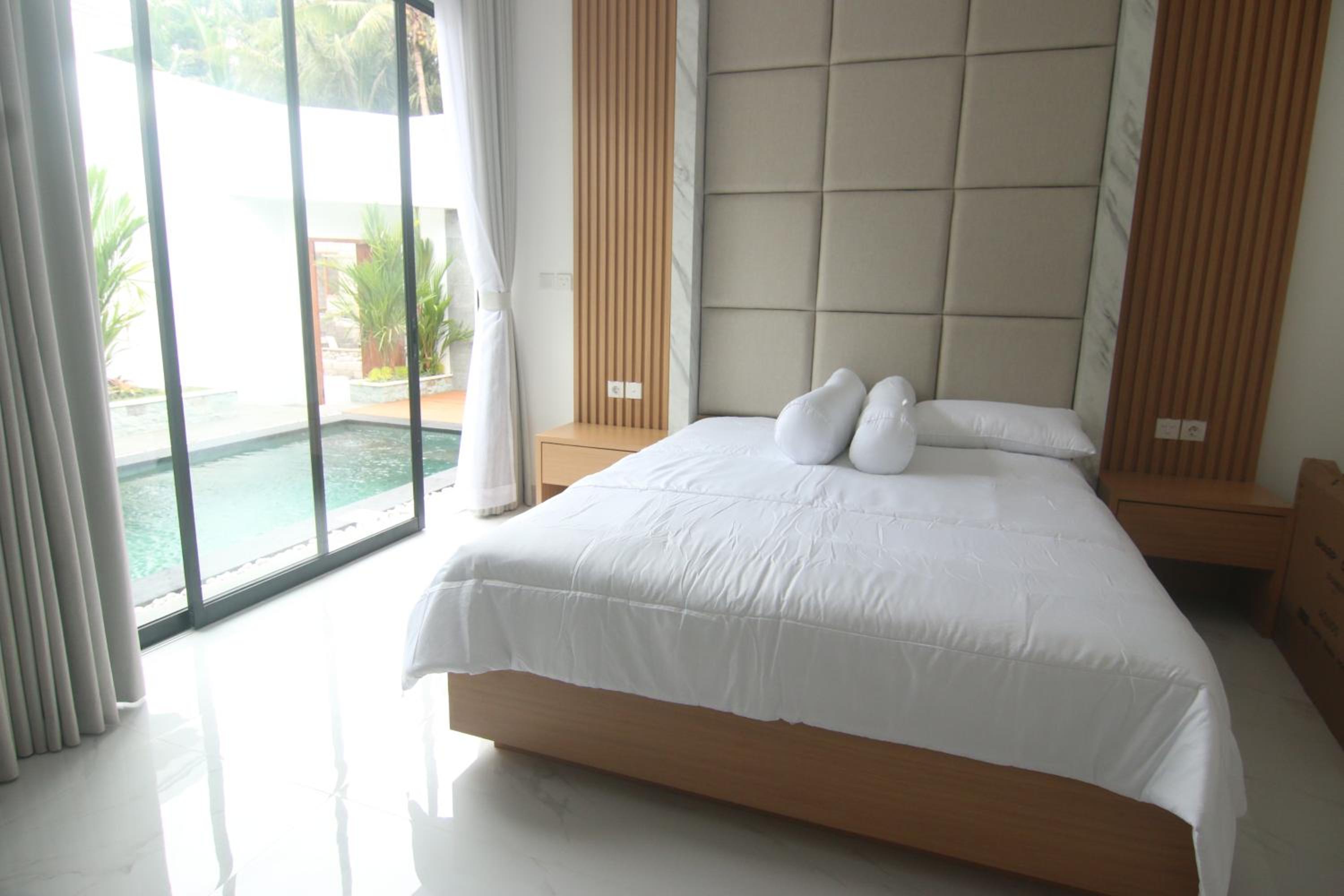 NadyaJayaLuxury Villa