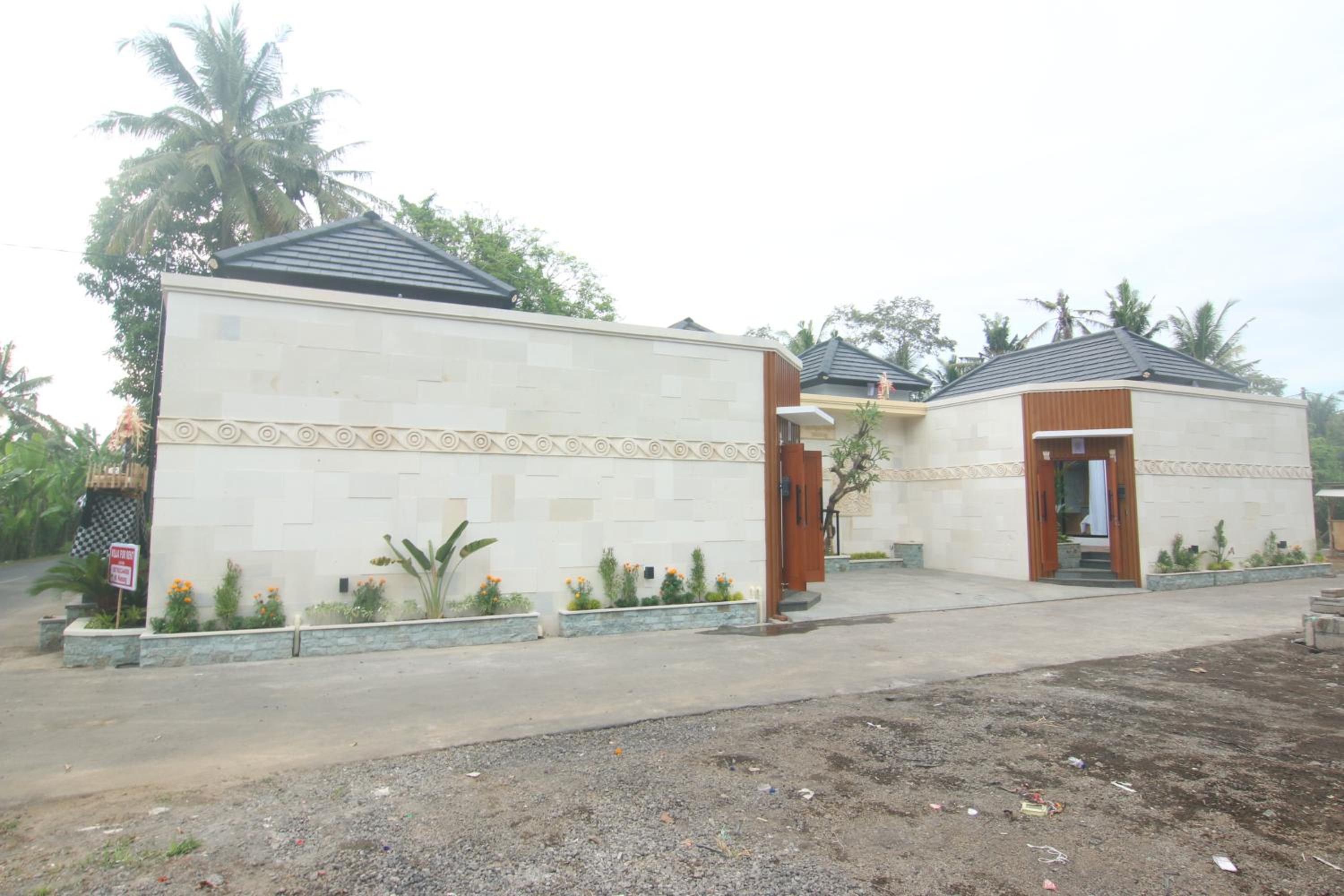 NadyaJayaLuxury Villa