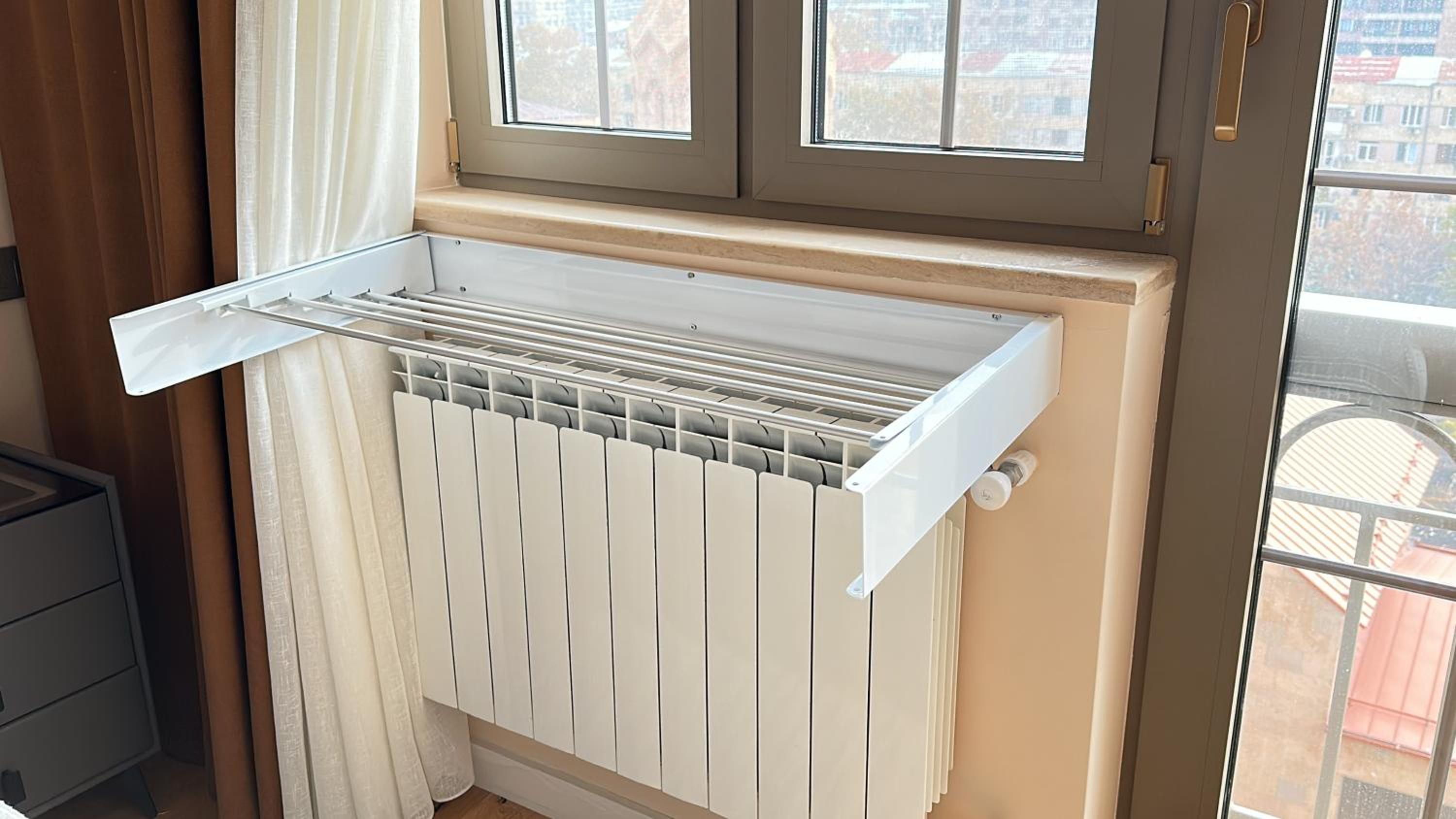 RARE FIND! UNBEATABLE LOCATION! FIVE STARs, SPARKLING APARTMENT IN THE HEART OF YEREVAN!
