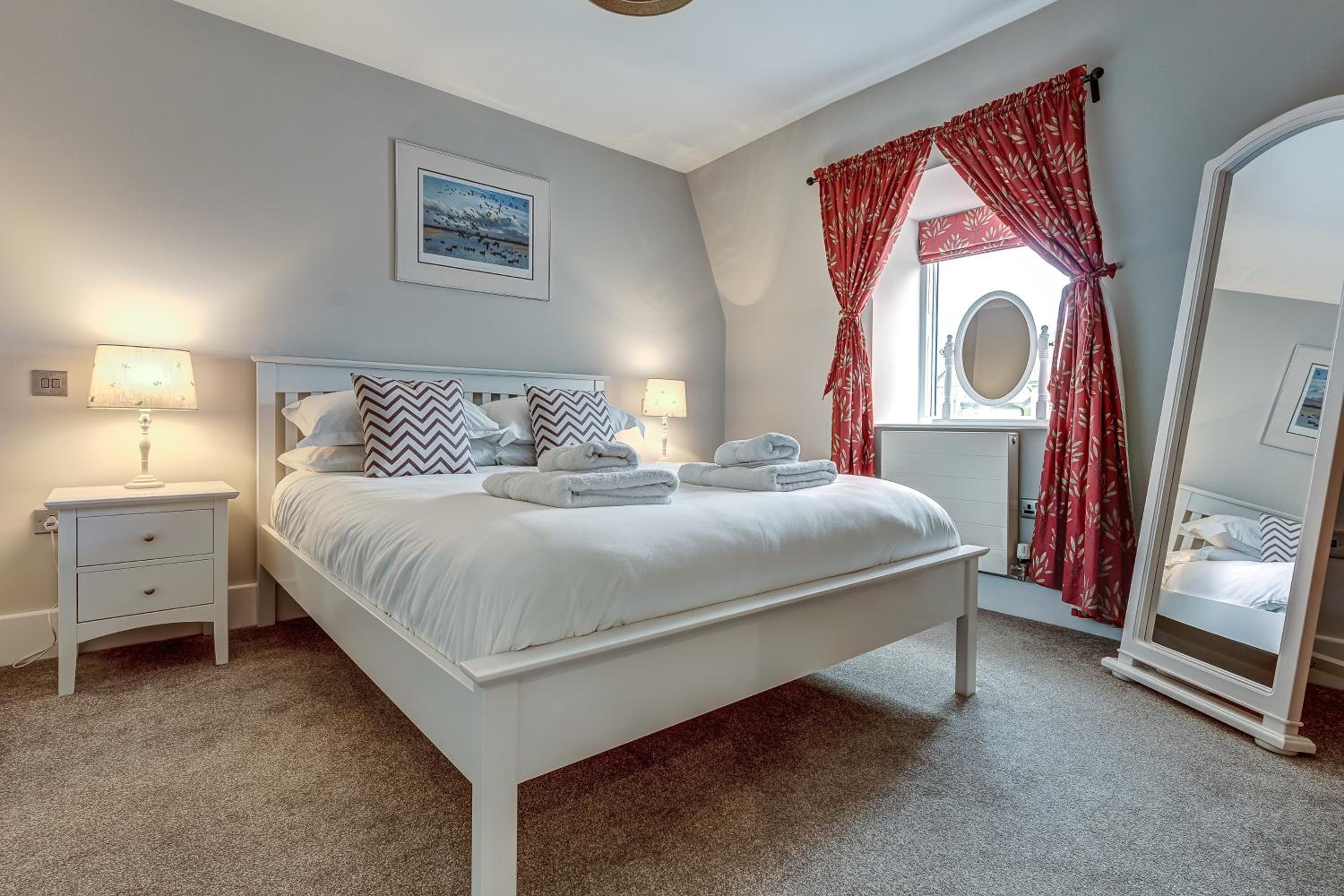 Merlin House at Lower Mill Estate A gorgeous home with lake access, air conditioning and luxury spa access view 2