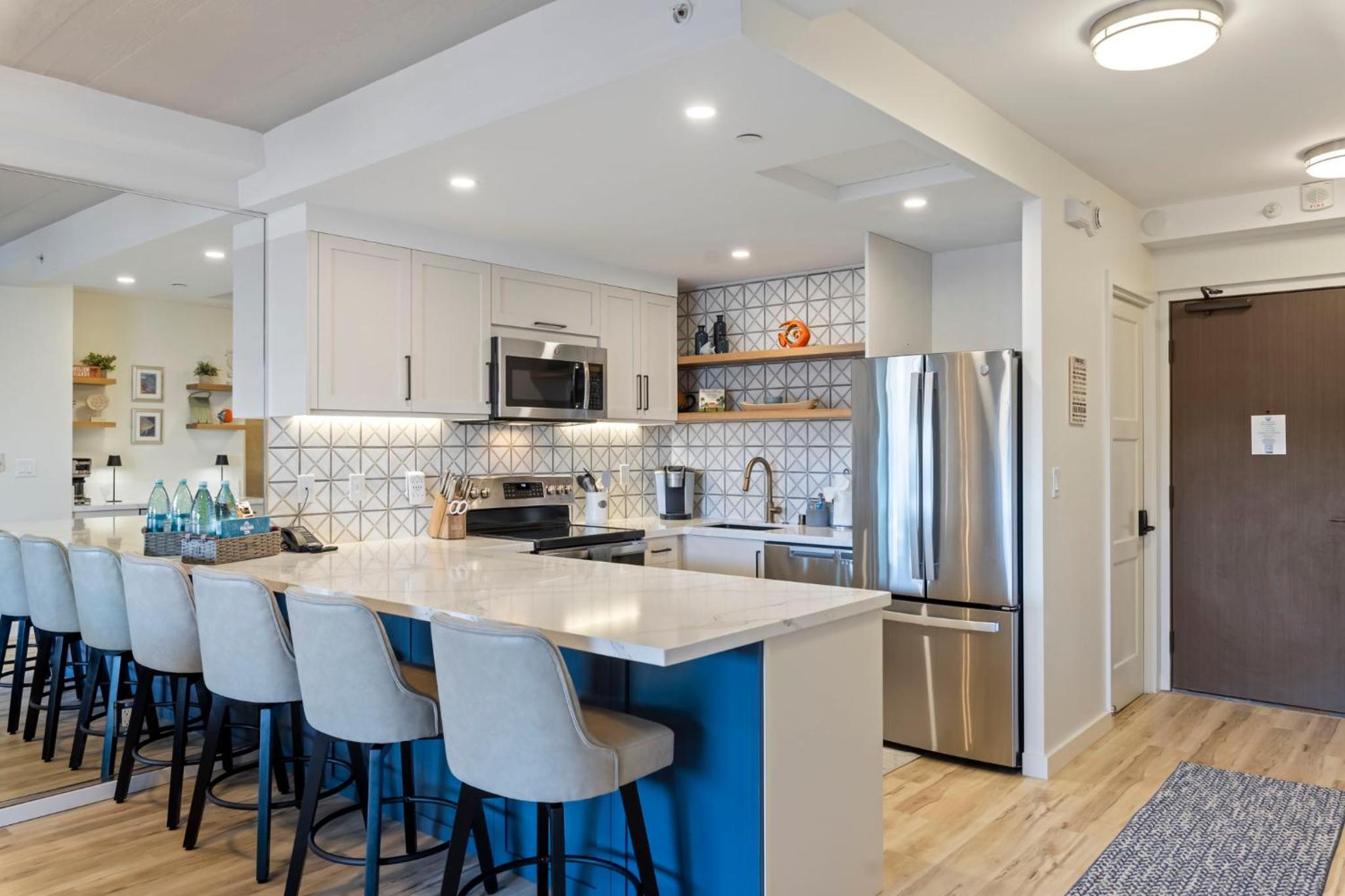 Maui Vacations - Whaler Resort 508- Fully remodeled Whaler condo, stunning Kaanapali Beach Black Rock view - Property Image 41