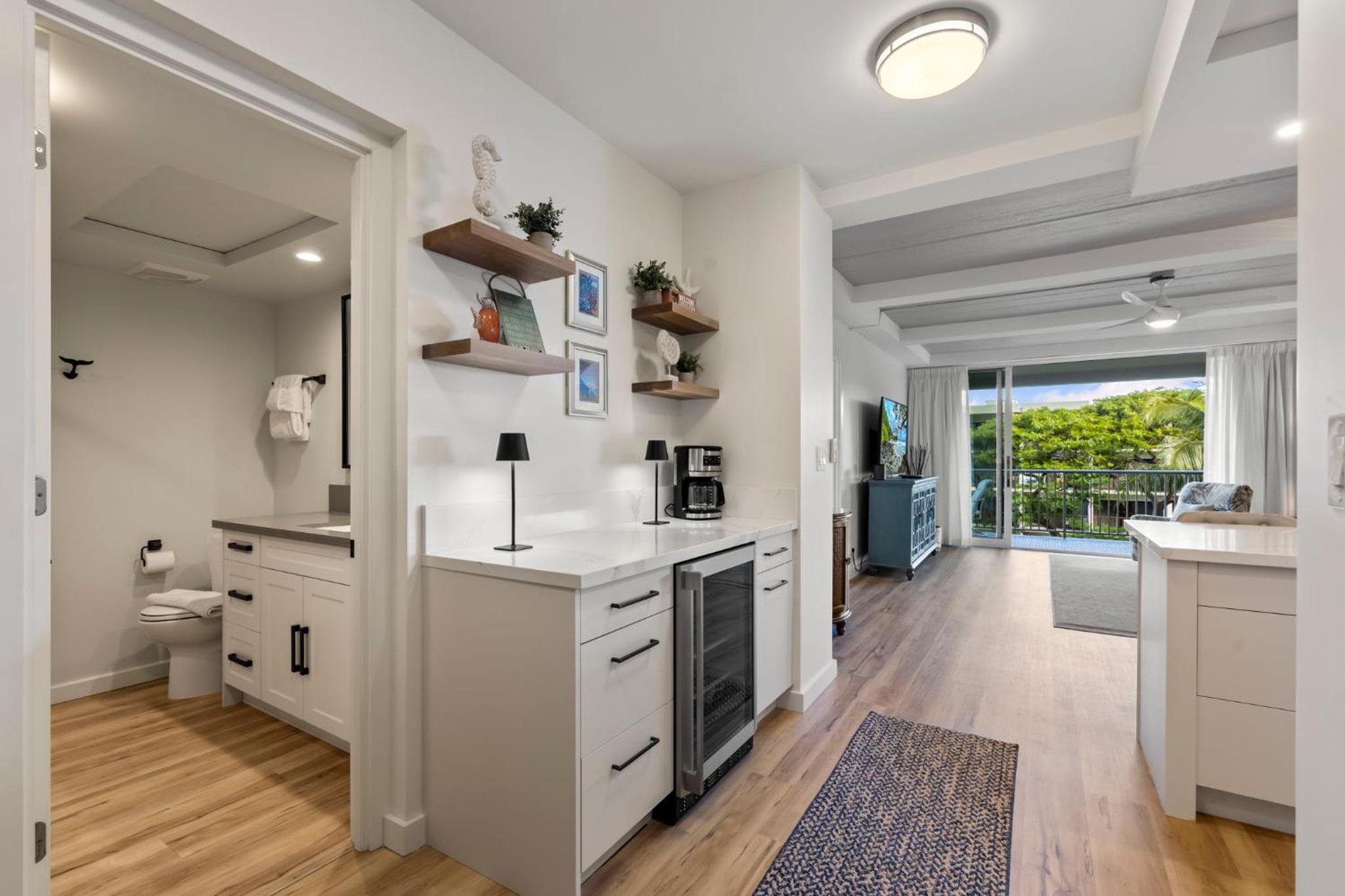 Maui Vacations - Whaler Resort 508- Fully remodeled Whaler condo, stunning Kaanapali Beach Black Rock view - Property Image 46