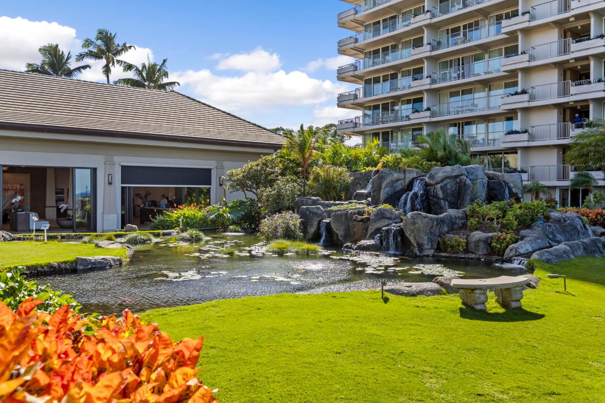 Maui Vacations - Whaler Resort 508- Fully remodeled Whaler condo, stunning Kaanapali Beach Black Rock view - Property Image 23