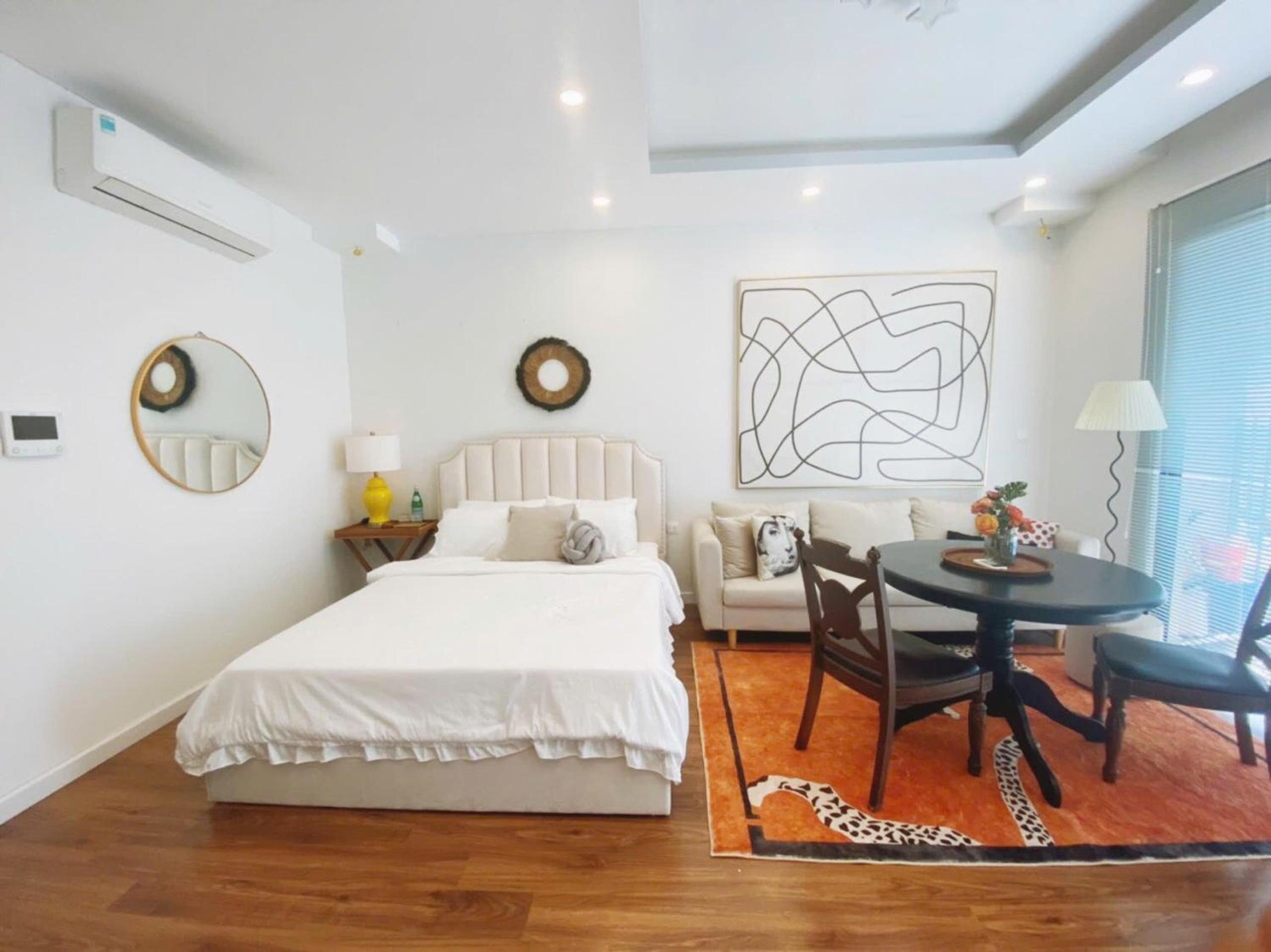 Sunny - D'capitale Tranquil Suites