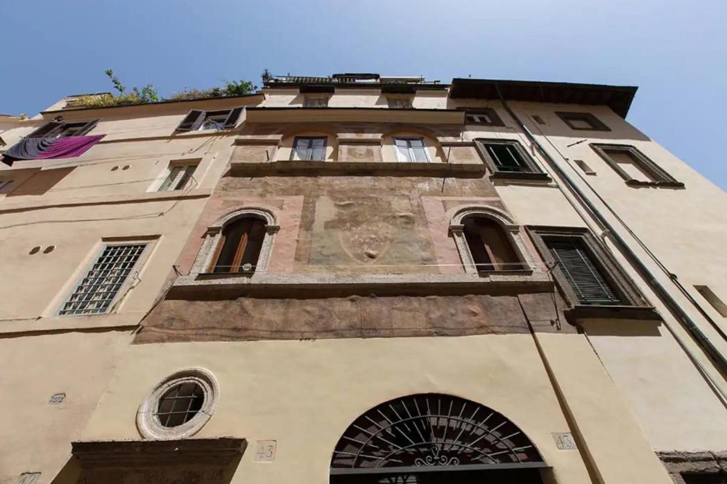 Campo de fiori charm apartment