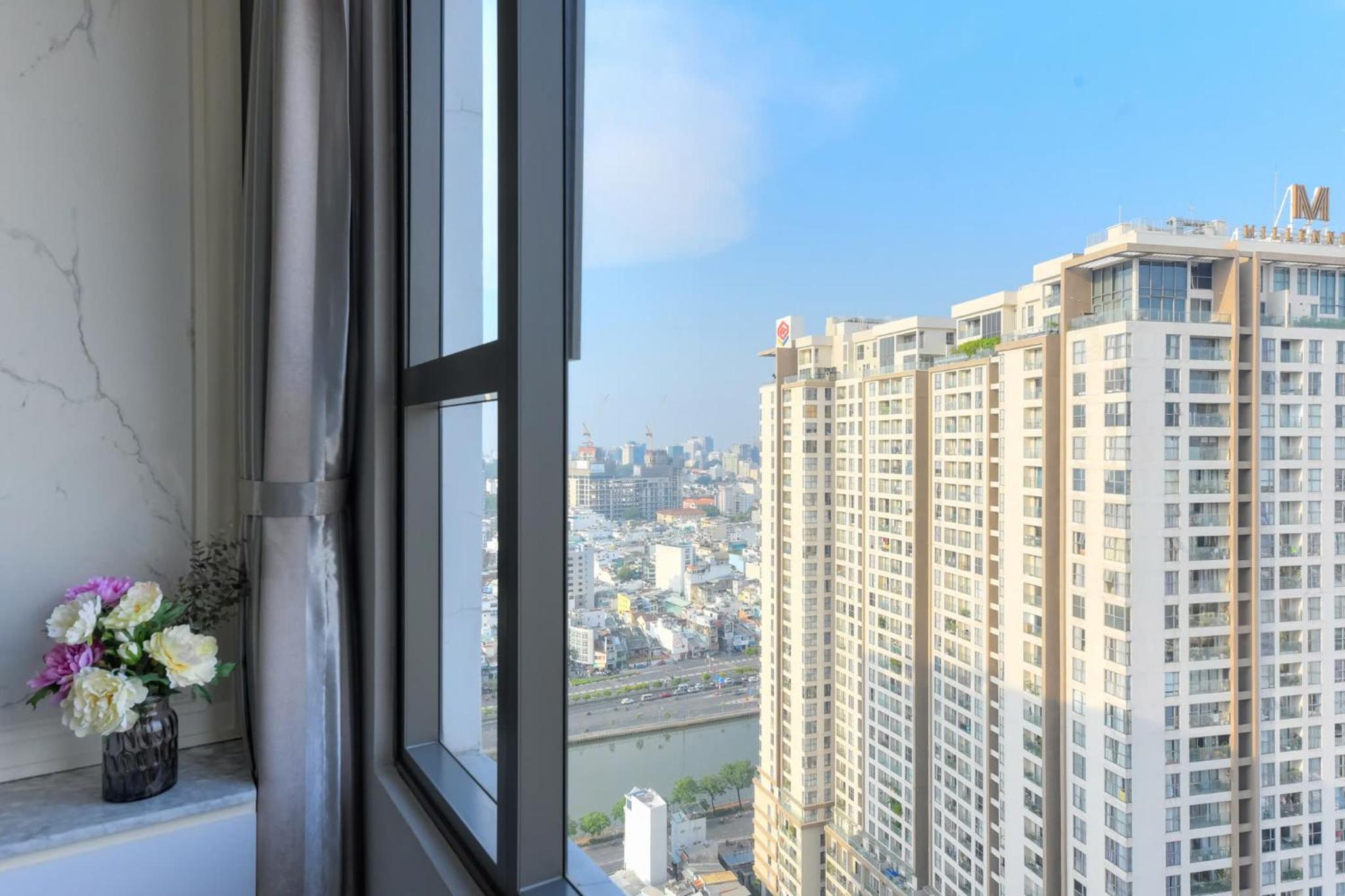 Sun Gleam Apartment -River Gate