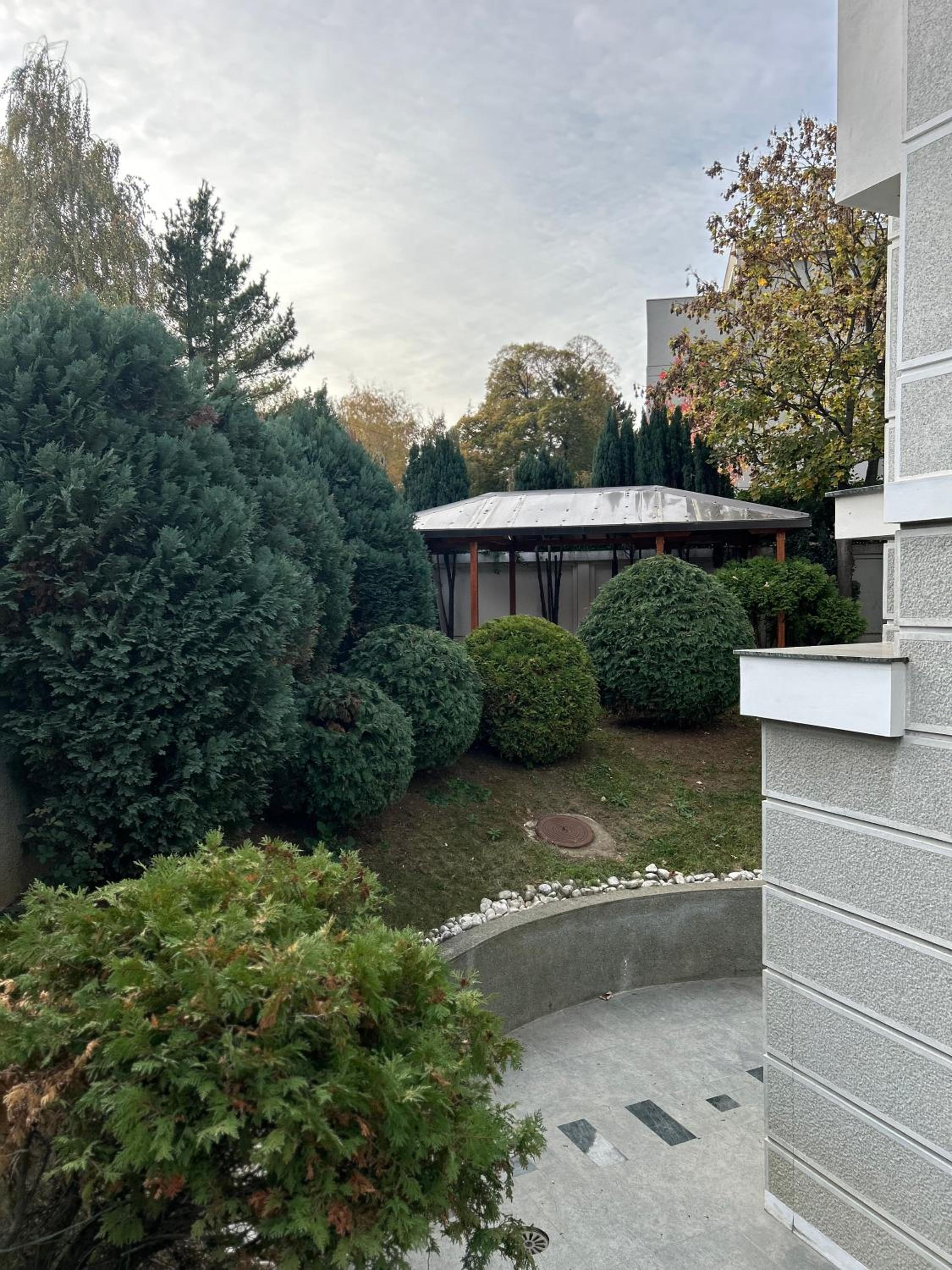 Luxury villa Dedinje residence