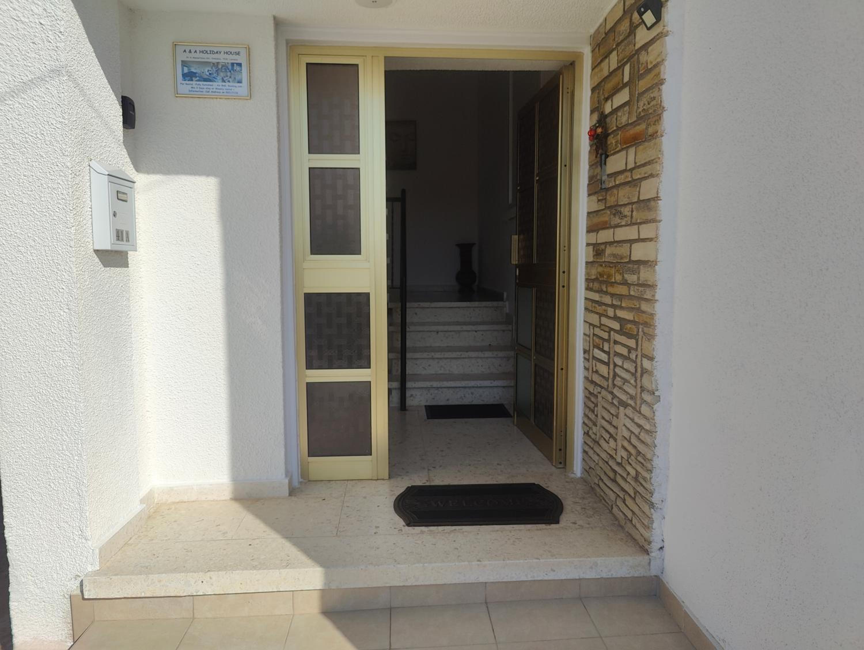 A & A Holiday House